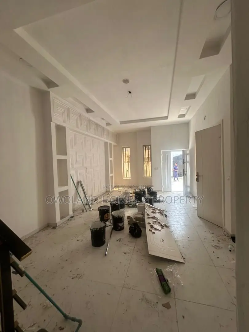 4bdrm Duplex in Osapa Estate for rent in Osapa london