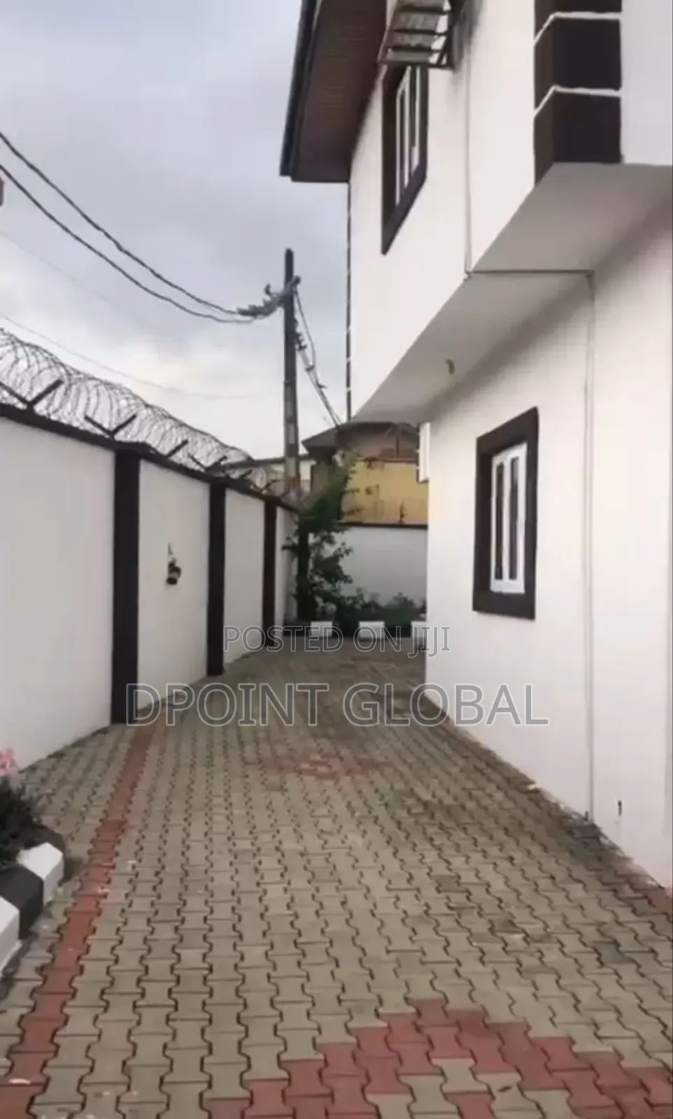 Furnished 5bdrm Duplex in In Estate, Omole Phase 1 for sale in Omole Phase 1