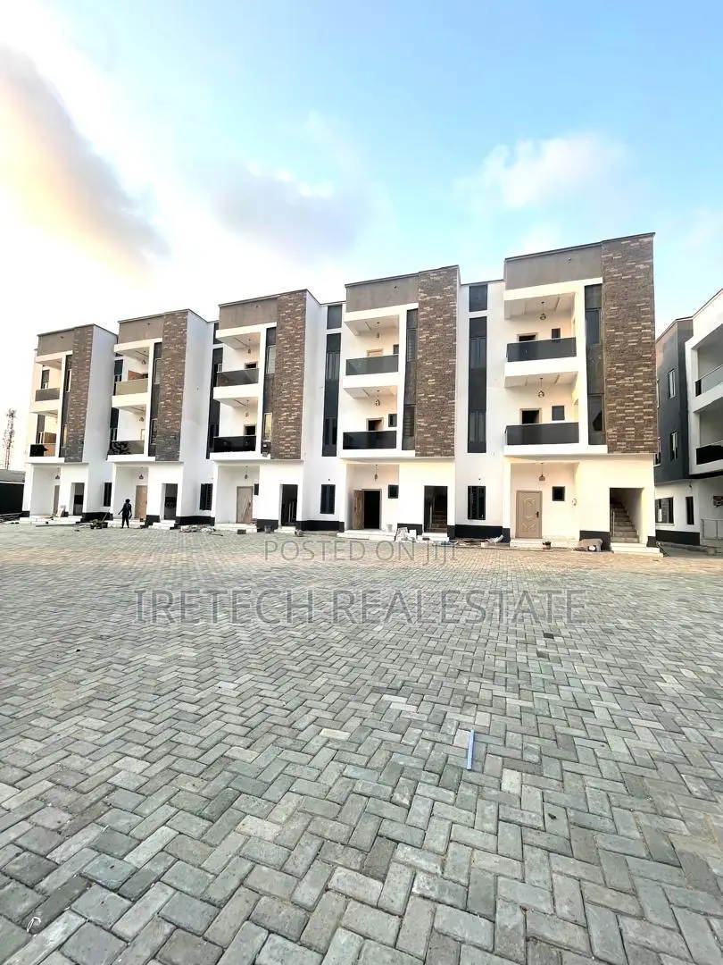 2bdrm Apartment in Mobil Road Ajah, Off Lekki-Epe Expressway for sale in Off Lekki-Epe Expressway