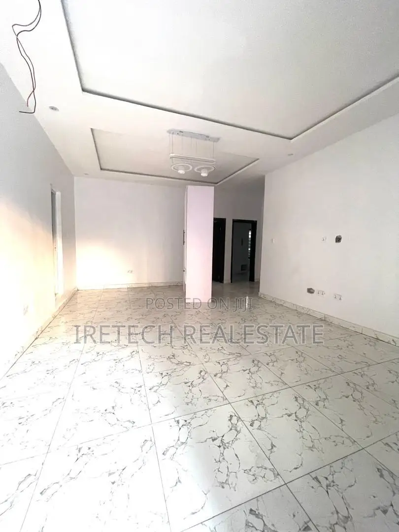 2bdrm Apartment in Mobil Road Ajah, Off Lekki-Epe Expressway for sale in Off Lekki-Epe Expressway