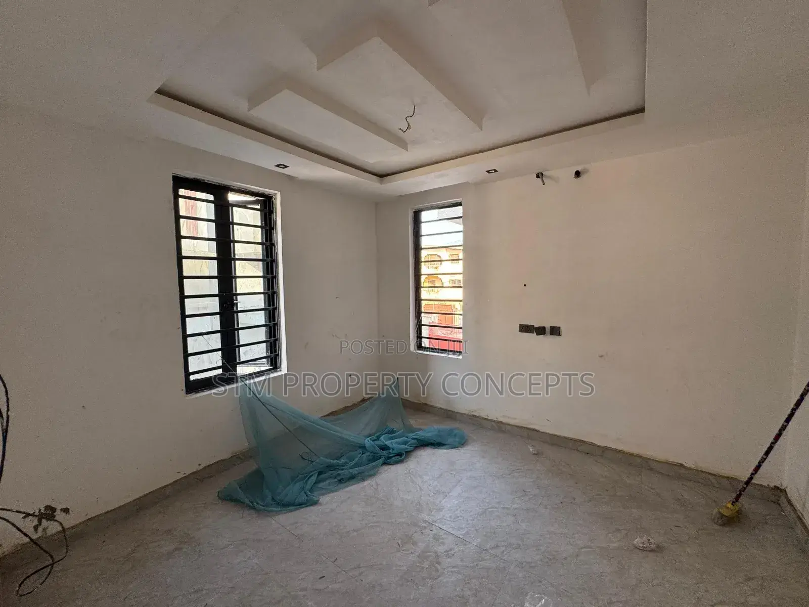 Furnished 4bdrm Duplex in Thomas Estate for sale in Thomas Estate