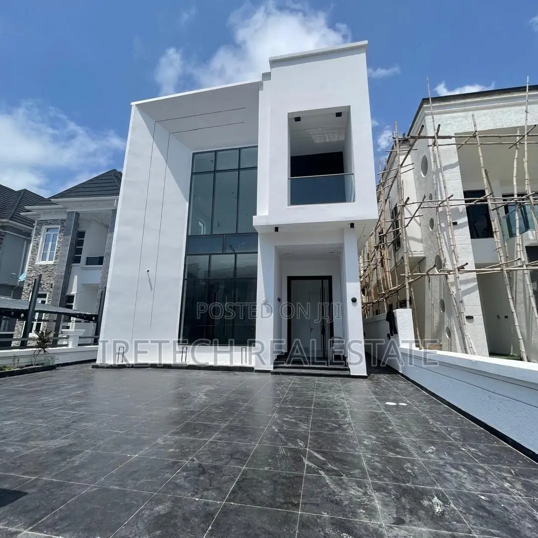 5bdrm Duplex in Megamound Estate for sale in Ikota