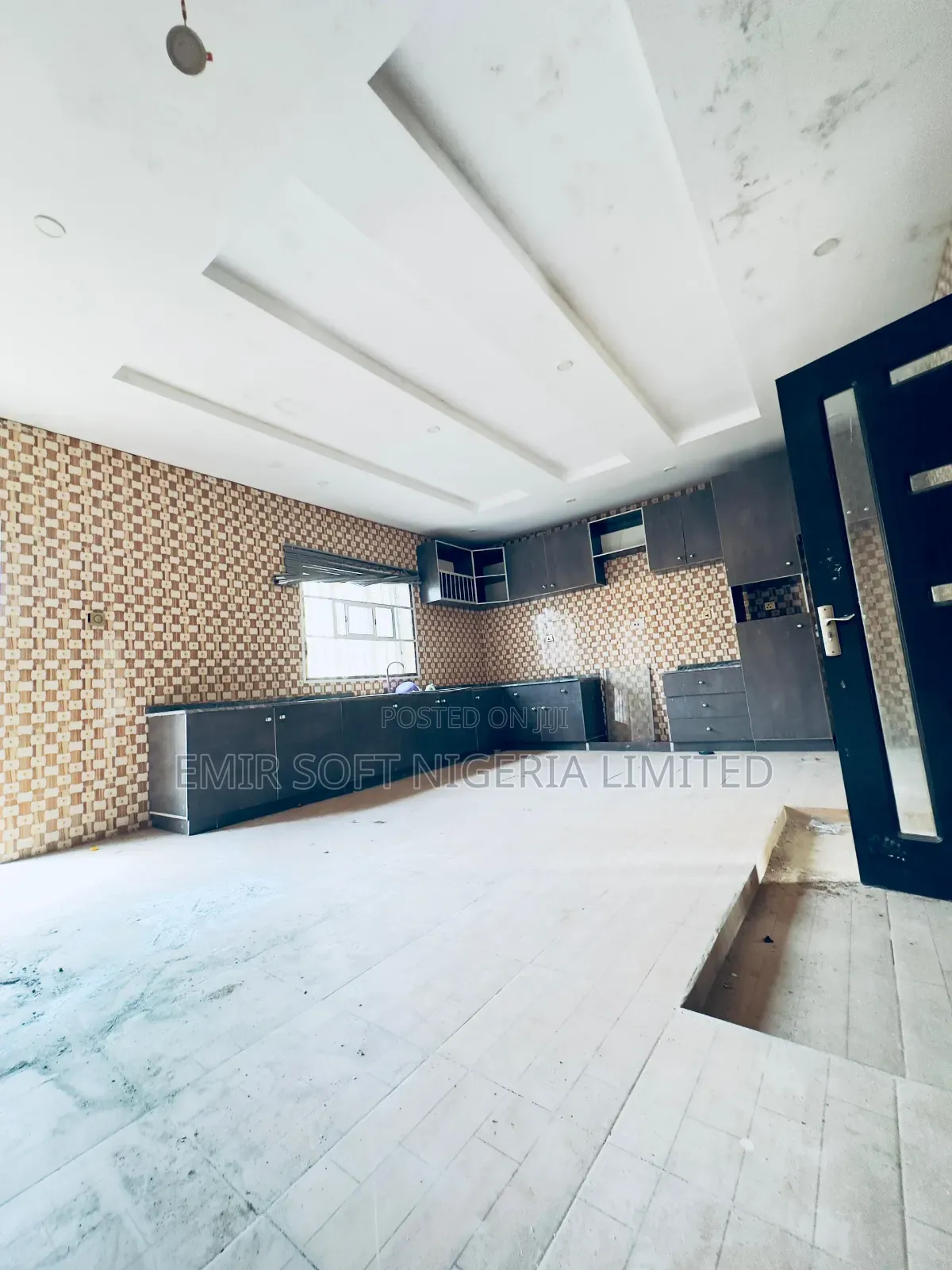 4bdrm Duplex in Akinju Estate, Ologuneru for sale in Ologuneru