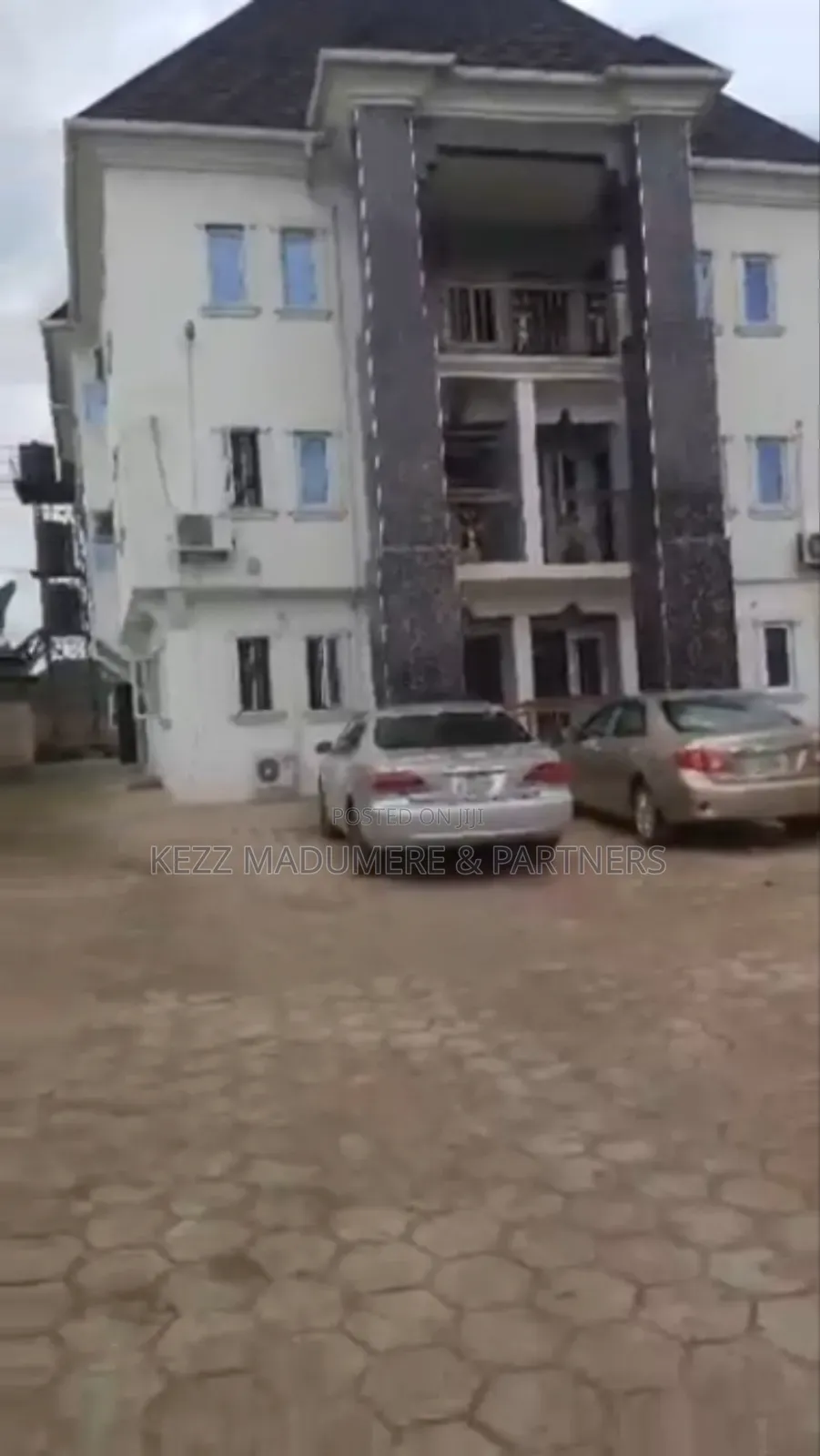 6bdrm Block of Flats in Umuoba, Uratta for sale in Owerri