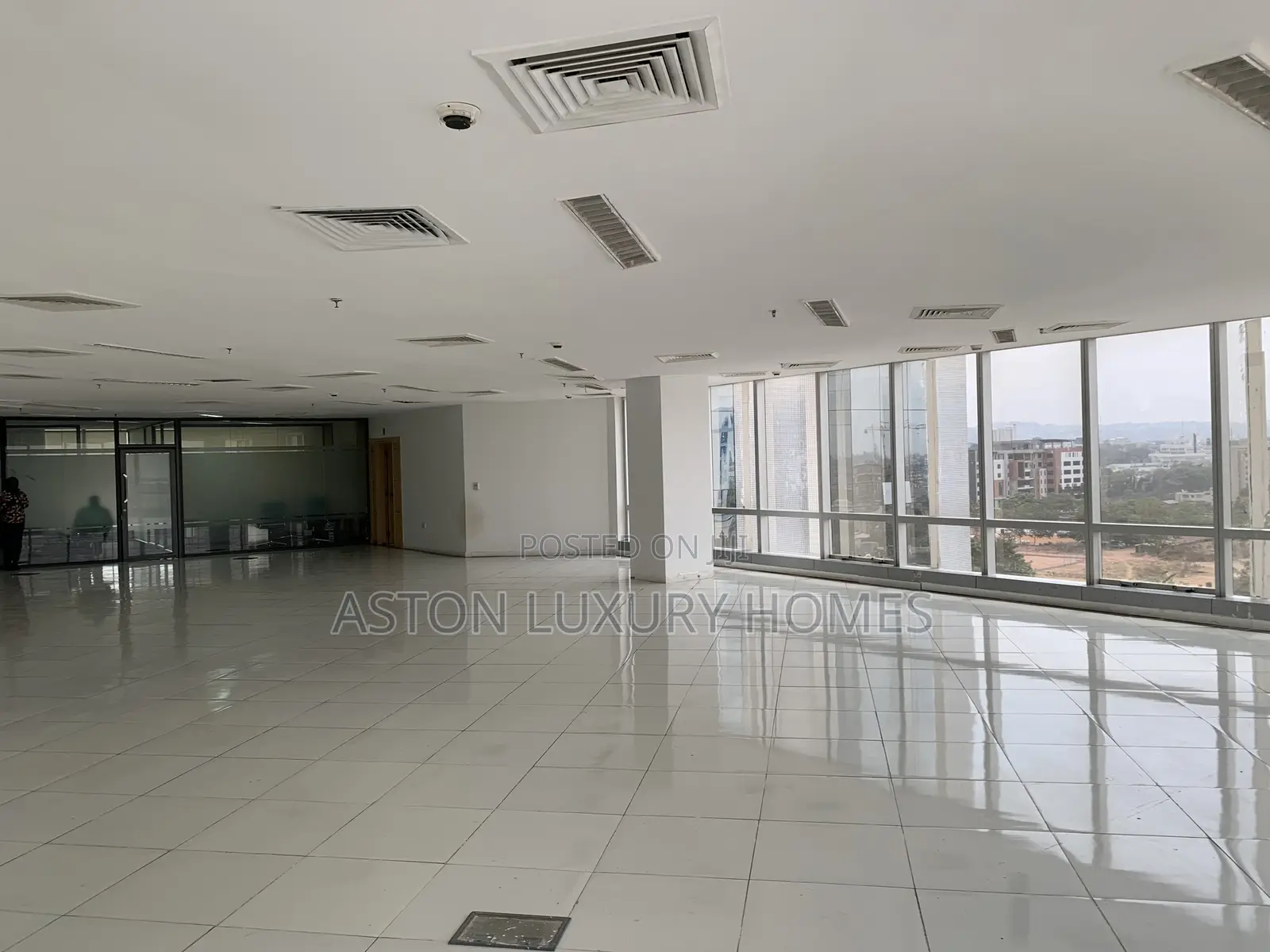 243sqm Modern and Spacious Workspace in Central Business District