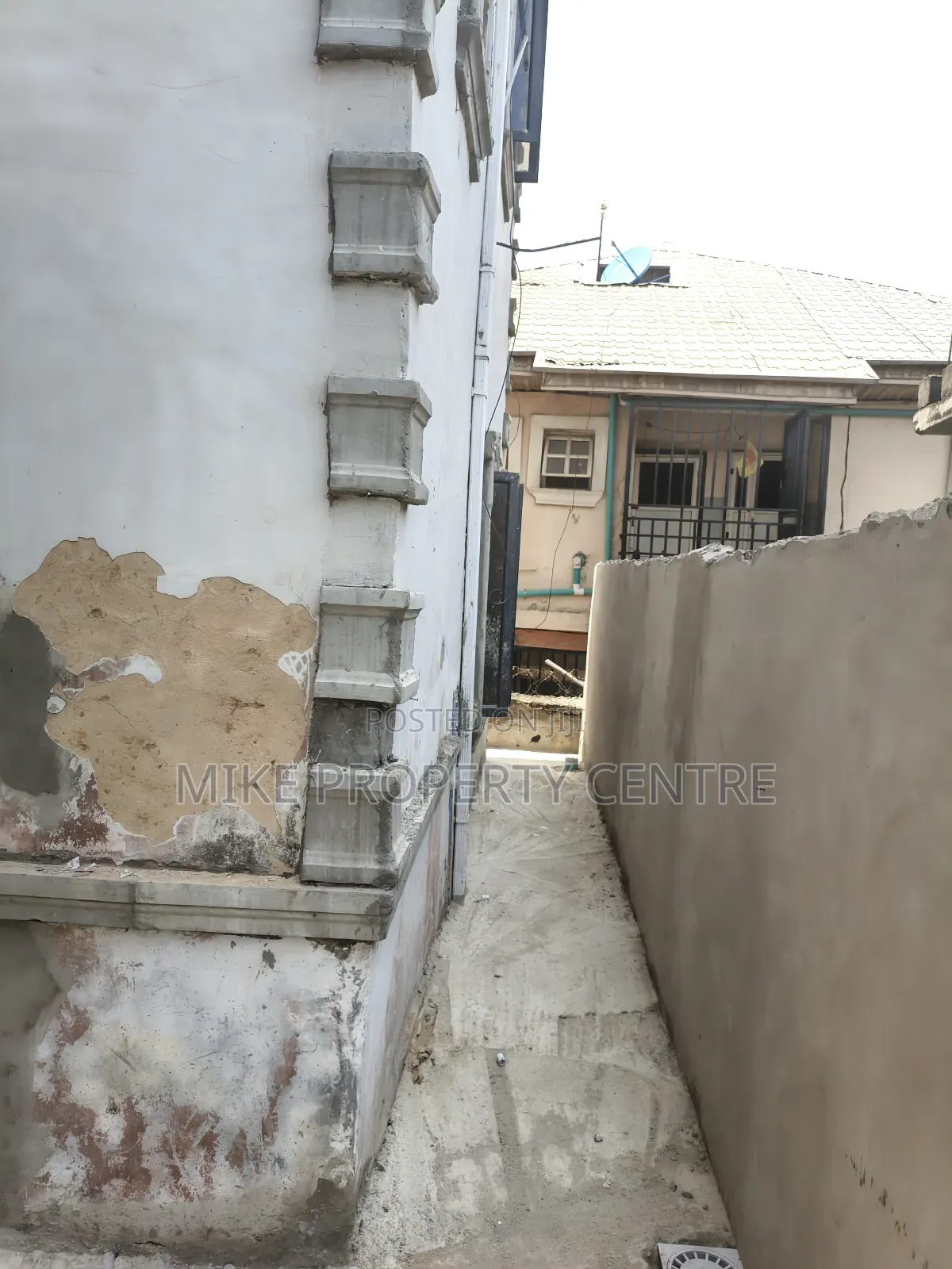 Mini Flat in Peace Estate, Ago Palace for rent in Ago Palace