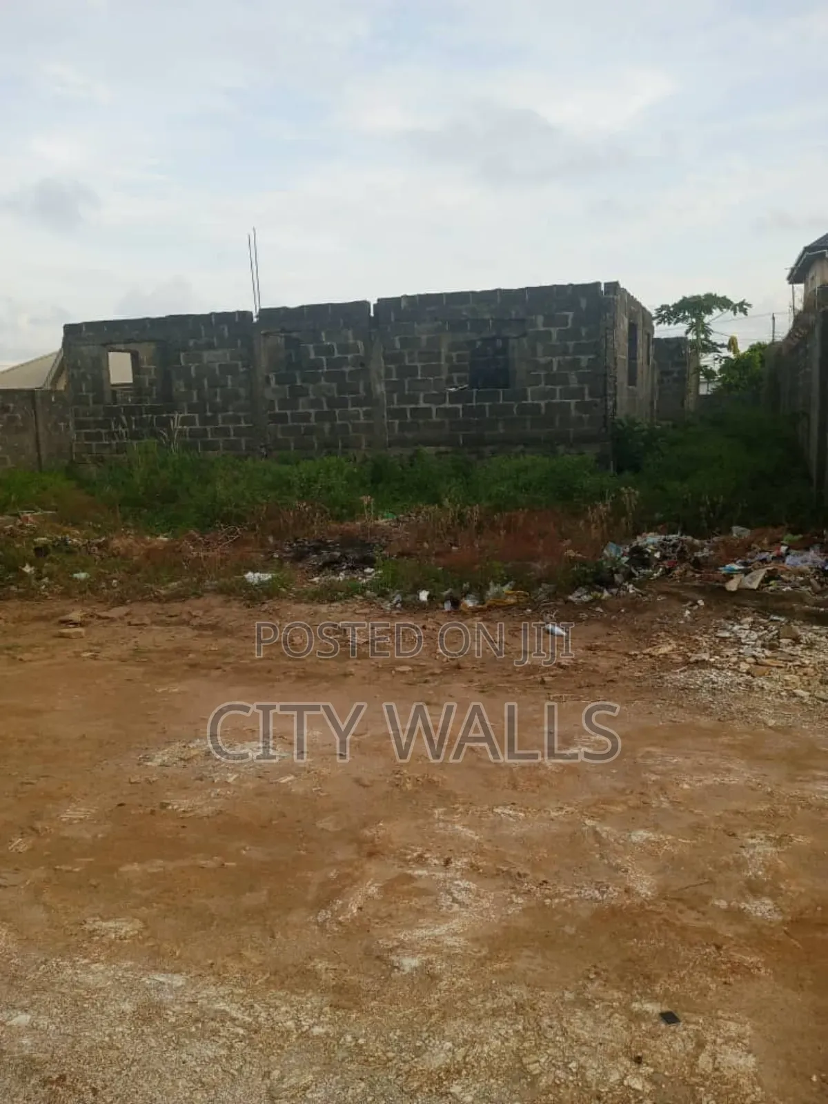 Land for Sale in Ogombo
