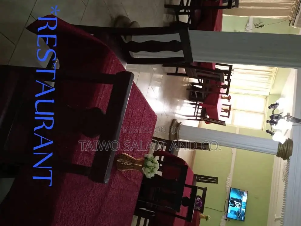 43 Room Functioning Hotel in Alakia