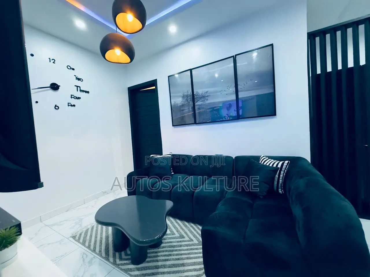 Haven’S Kulture in Phase 1 / Gbagada