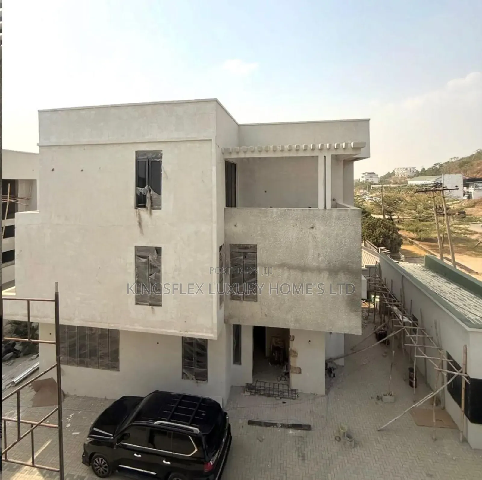 5bdrm Duplex in Estate, Life Camp for sale in Life Camp