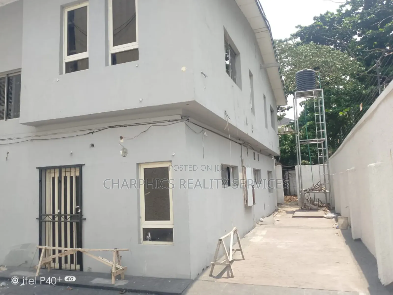4bdrm Duplex in Adeola Odeku for rent in Adeola Odeku