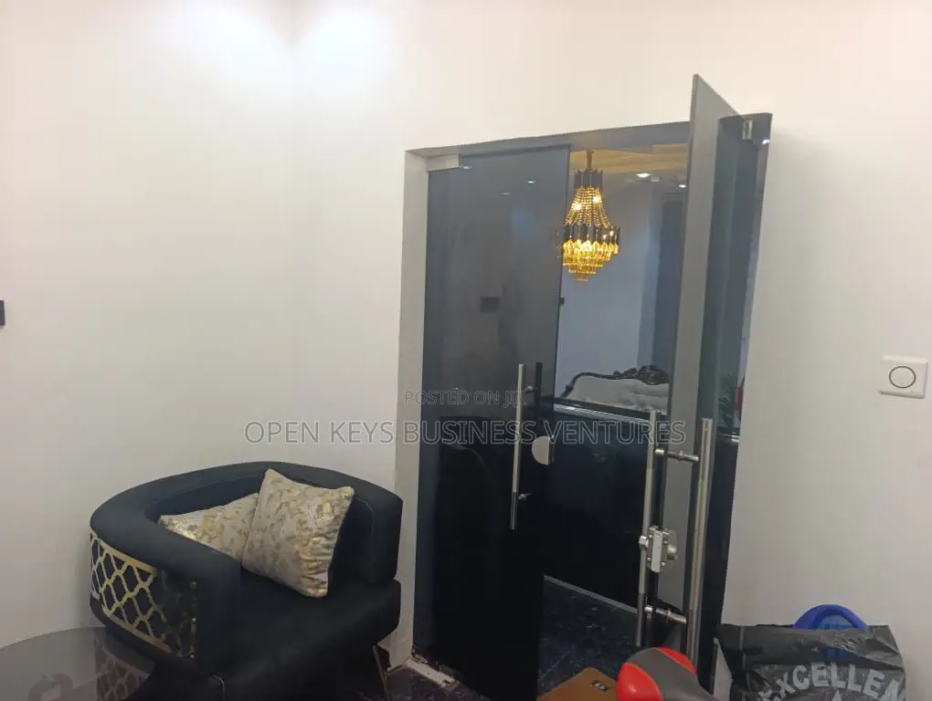 Furnished 4bdrm Bungalow in Faruku, Soka for sale in Soka