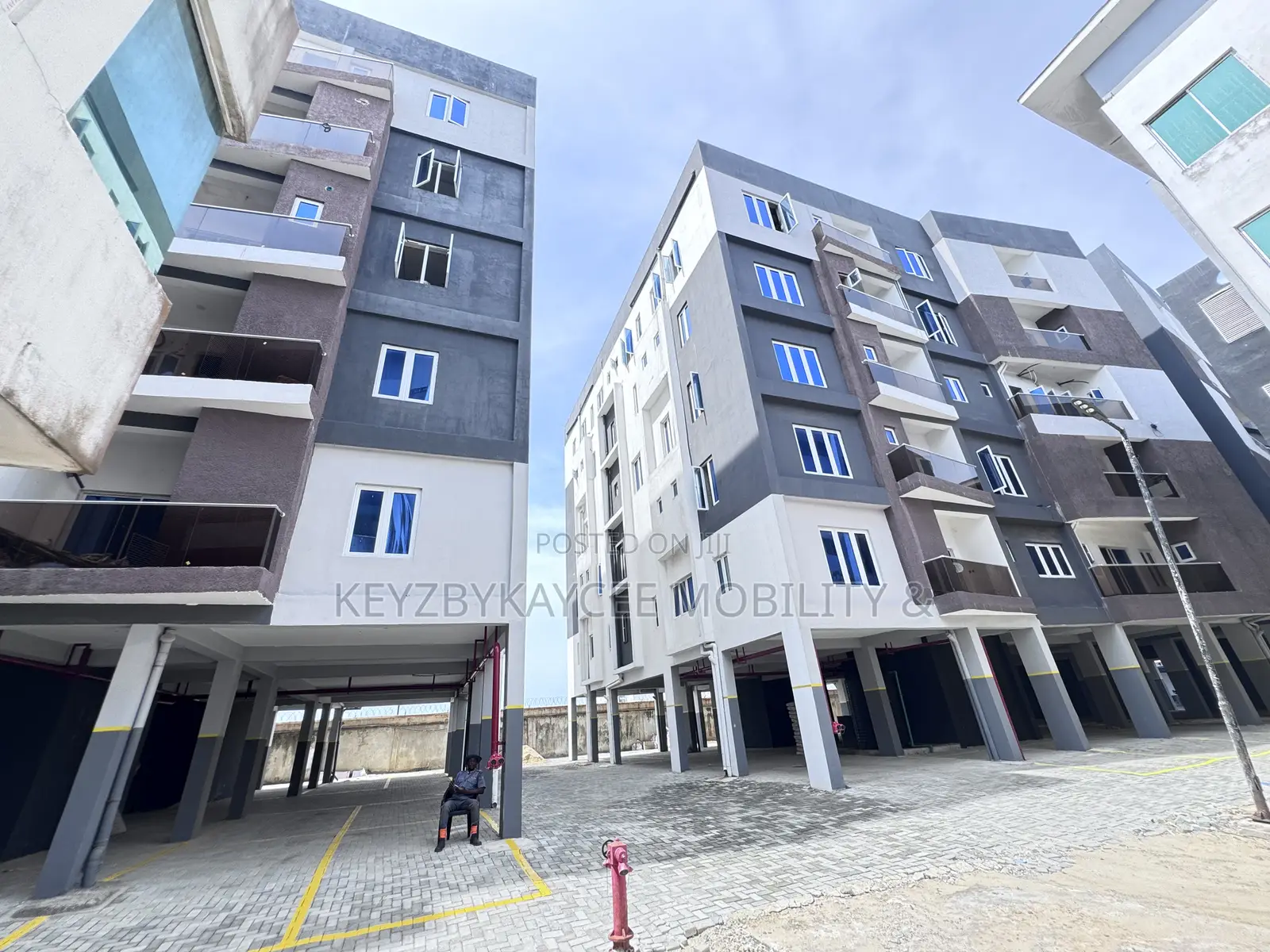 4bdrm Maisonette in Cyberville Estate, Lekki for sale in Lekki