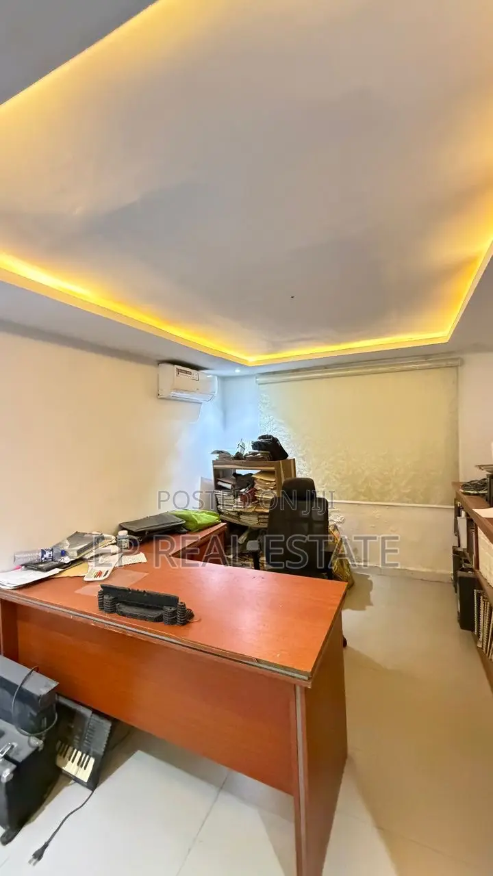 5bdrm Duplex in Guzape District for sale in Guzape District