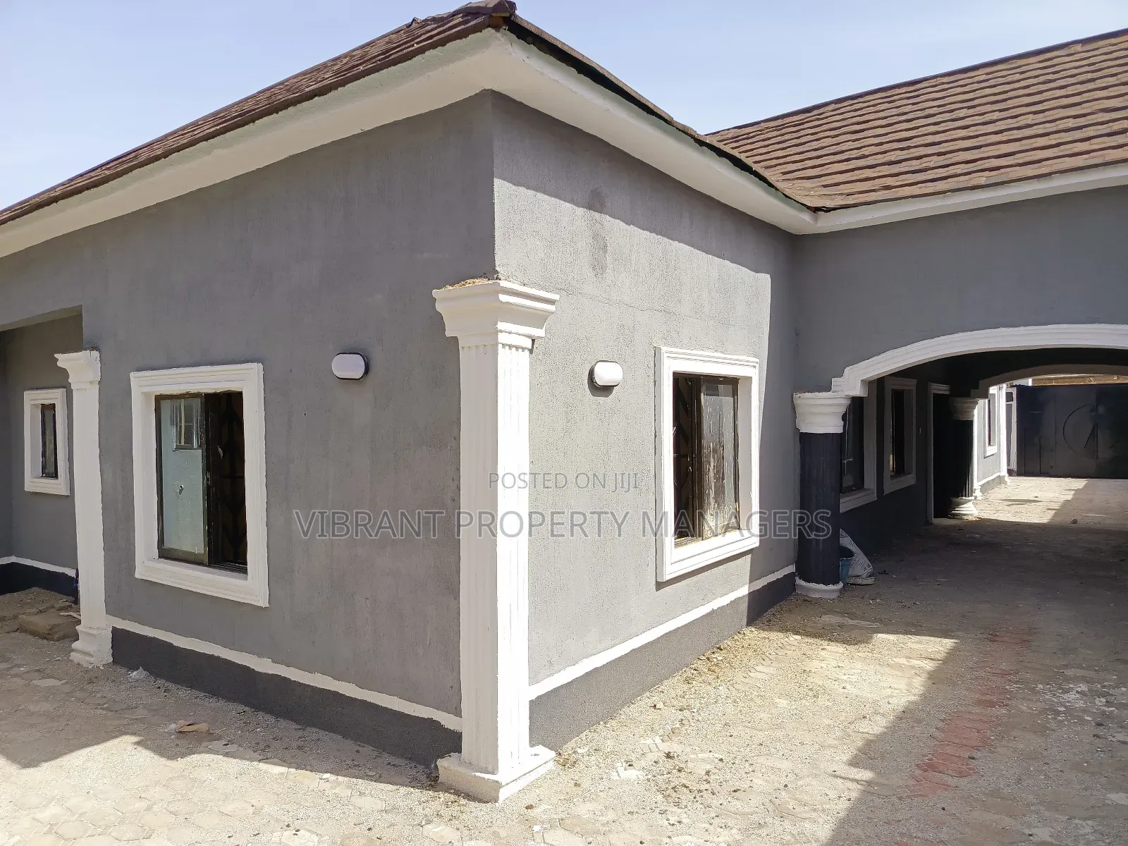 4bdrm Bungalow in High Cost, Kaduna / Kaduna State for sale in Kaduna / Kaduna State