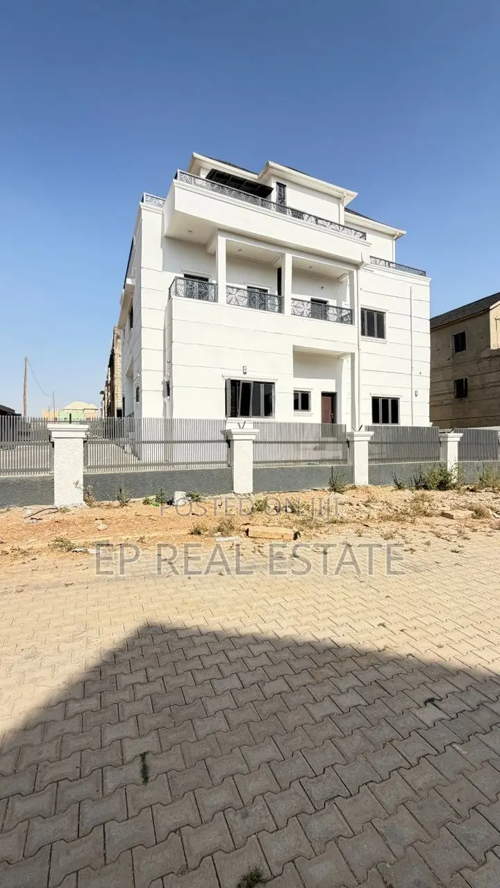 5bdrm House in Wuye for sale in Wuye