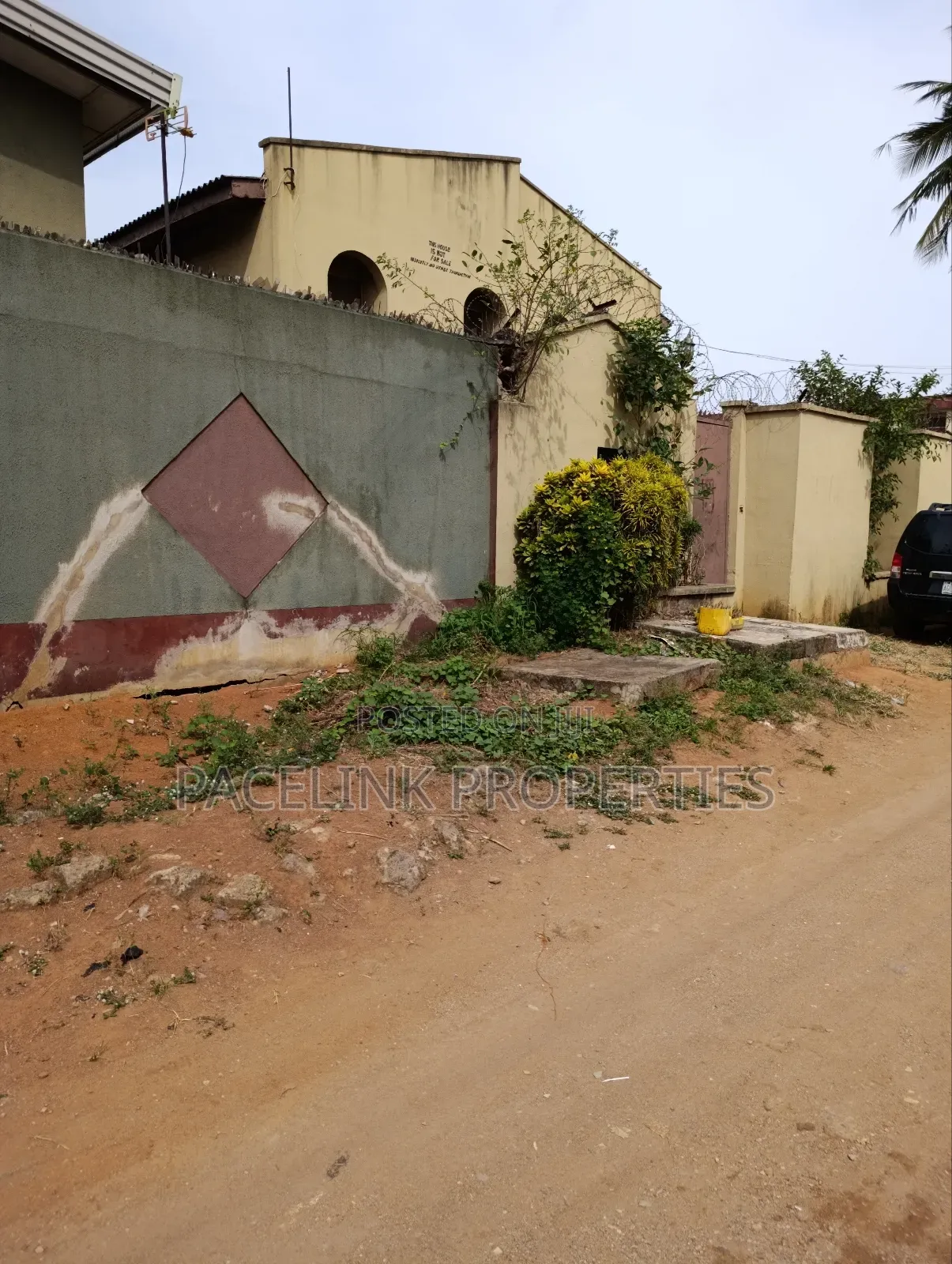 3bdrm Block of Flats in Dopemu for sale in Dopemu