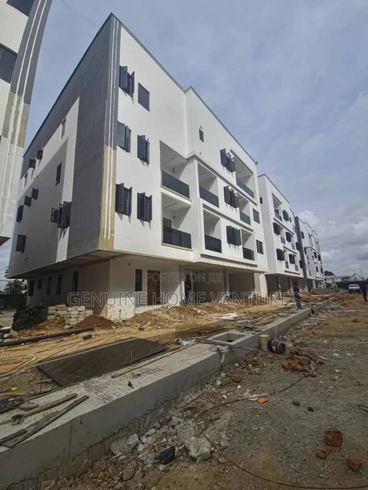 4bdrm Duplex in Ikeja GRA for sale in Ikeja GRA