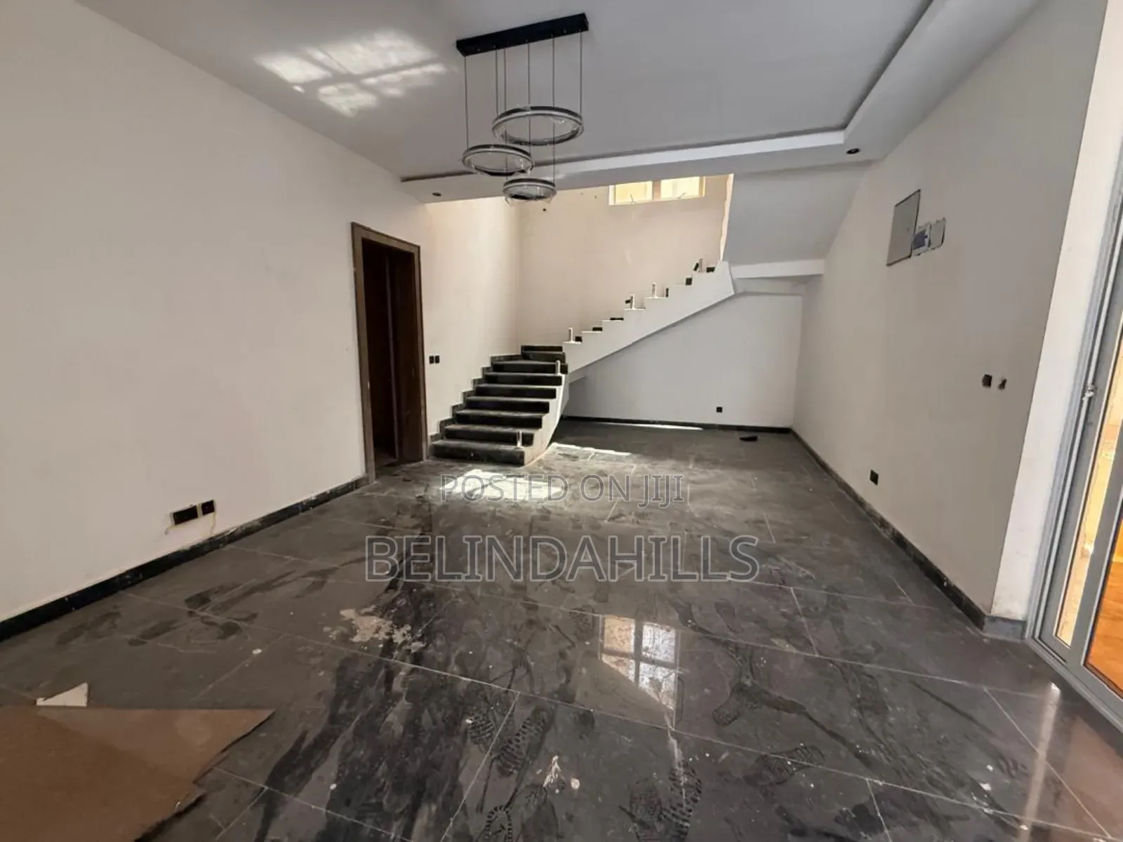 5bdrm Duplex in Maitama for sale in Maitama