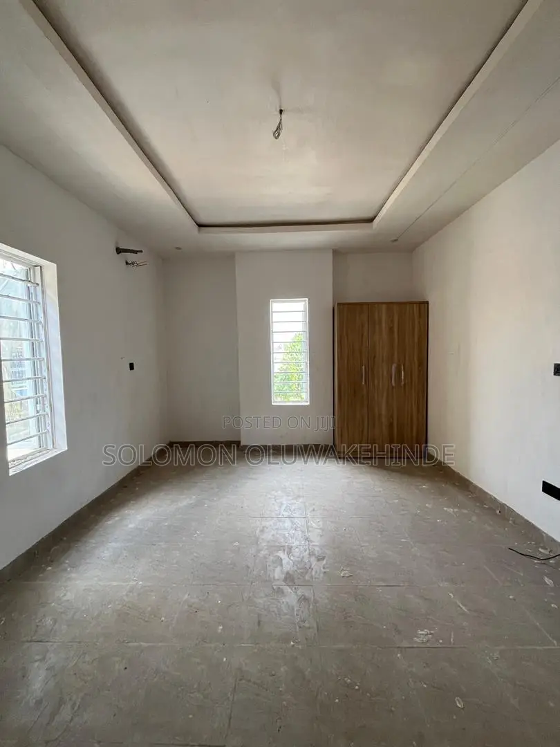 Exclusive 2 Bedroom Apartment In A Gated Neighborhood in Gbagada
