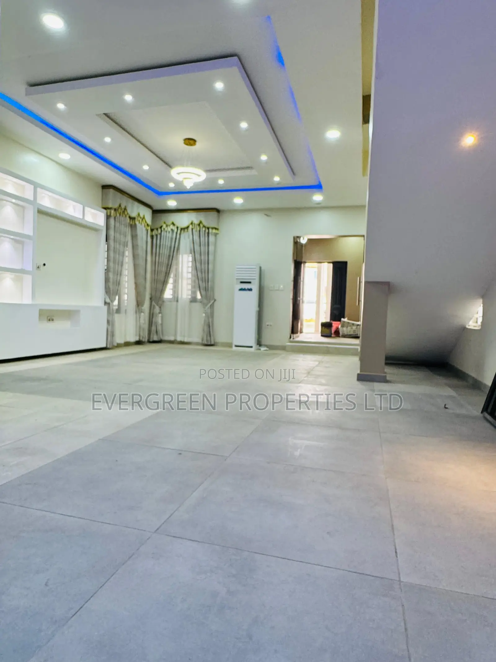 Furnished 4bdrm Duplex in Basorun for rent in Basorun