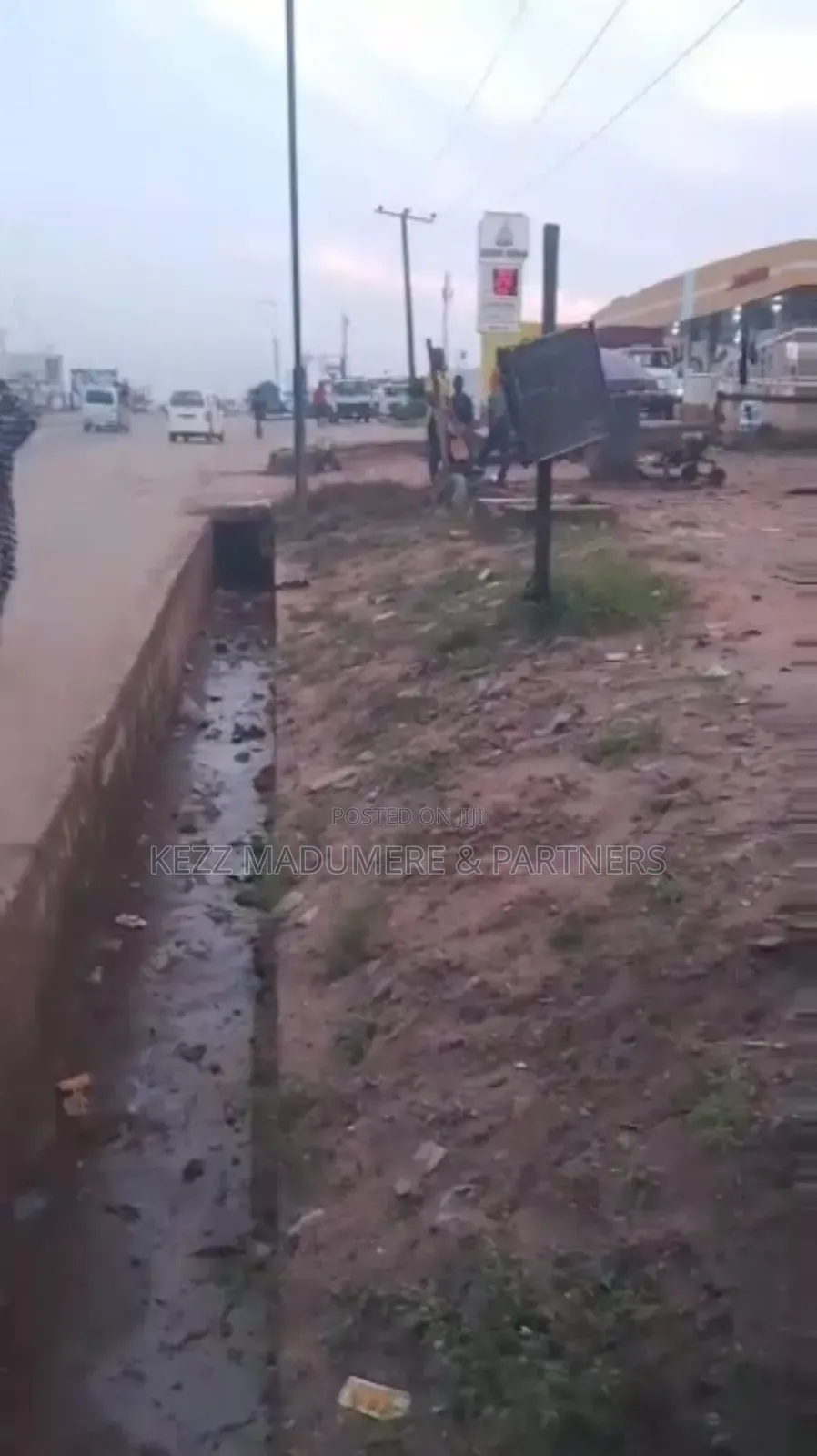 For Sale : 2 1⁄2 Plots on Ph Road , Owerri, Imo State in Owerri