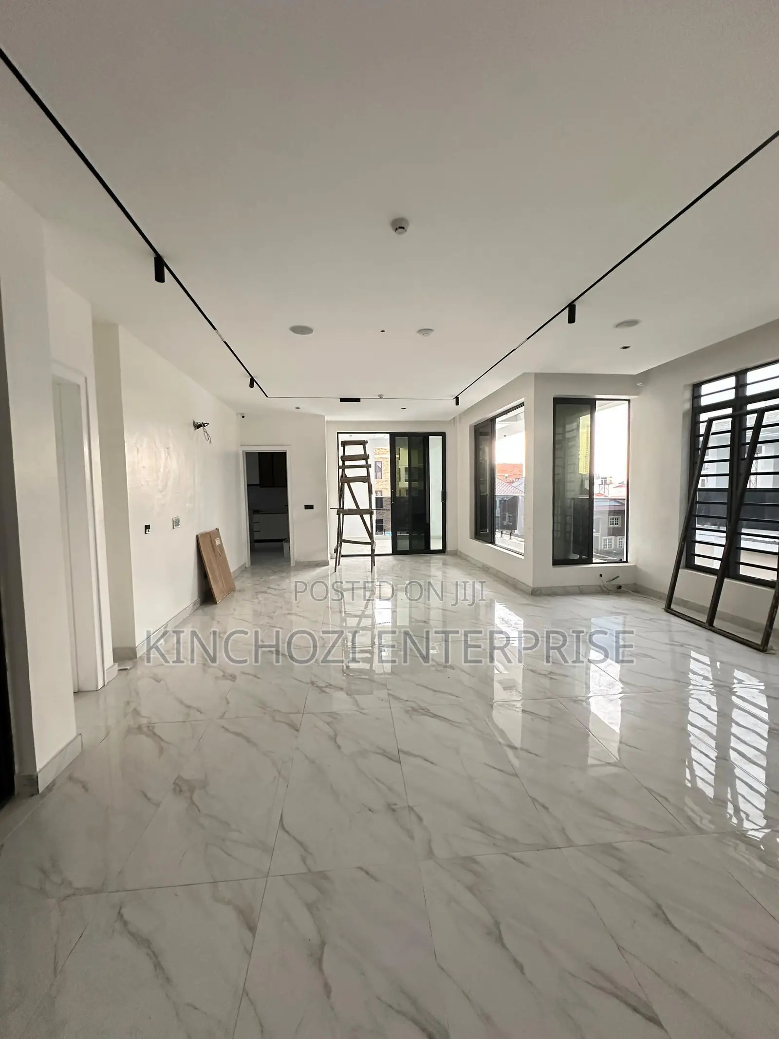 4bdrm Penthouse in Lekki Phase 1 for sale in Lekki Phase 1