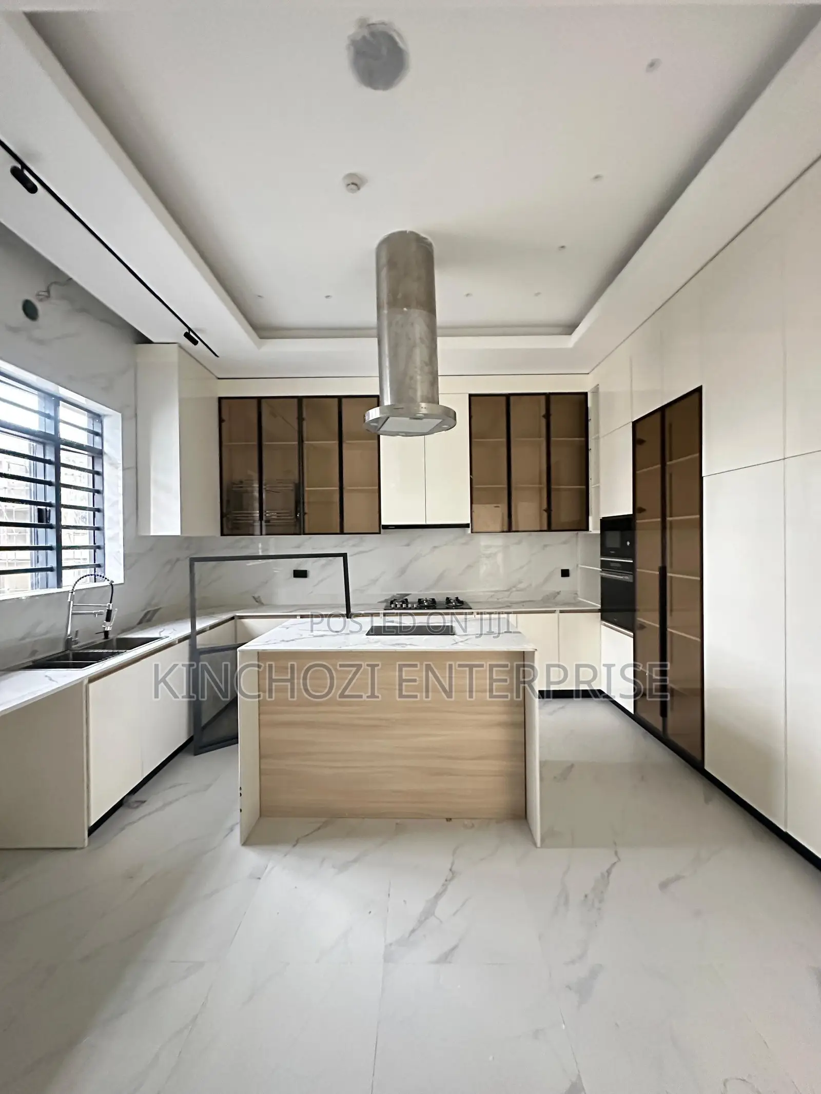 4bdrm Penthouse in Lekki Phase 1 for sale in Lekki Phase 1
