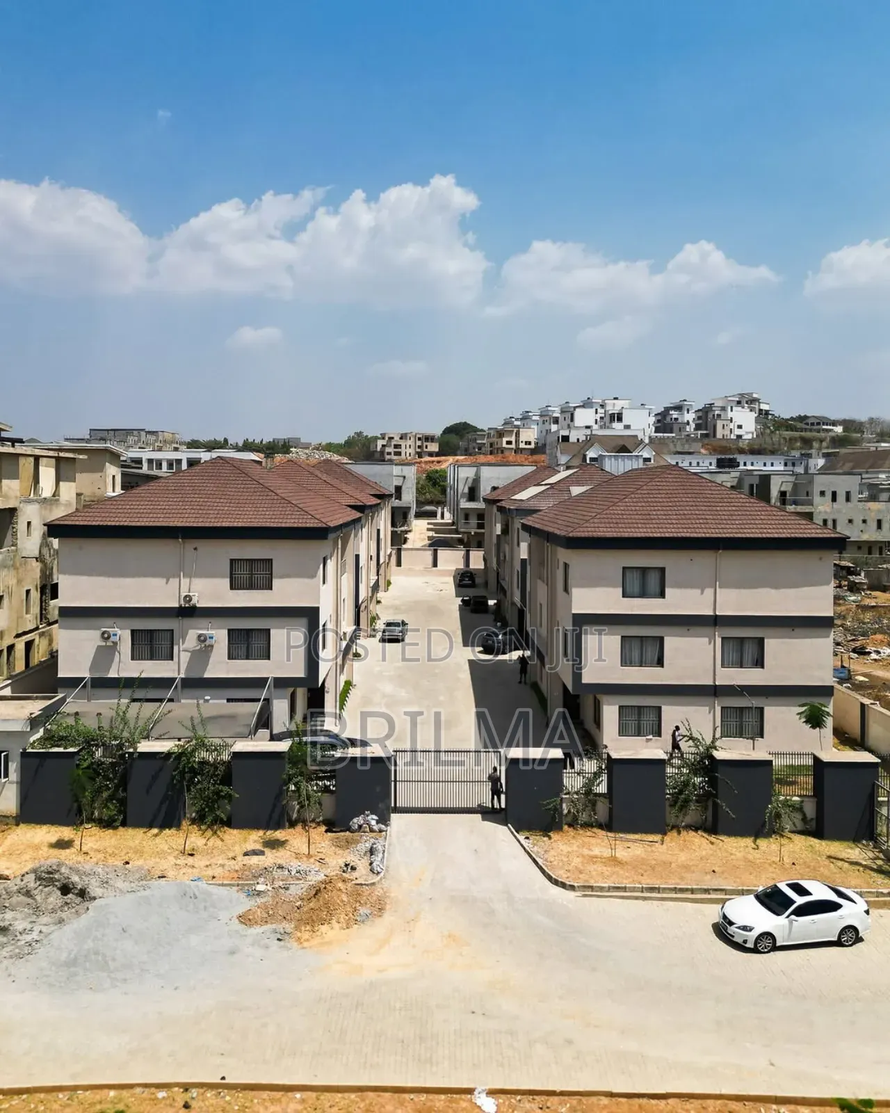 5bdrm Duplex in Mabushi for sale in Mabushi