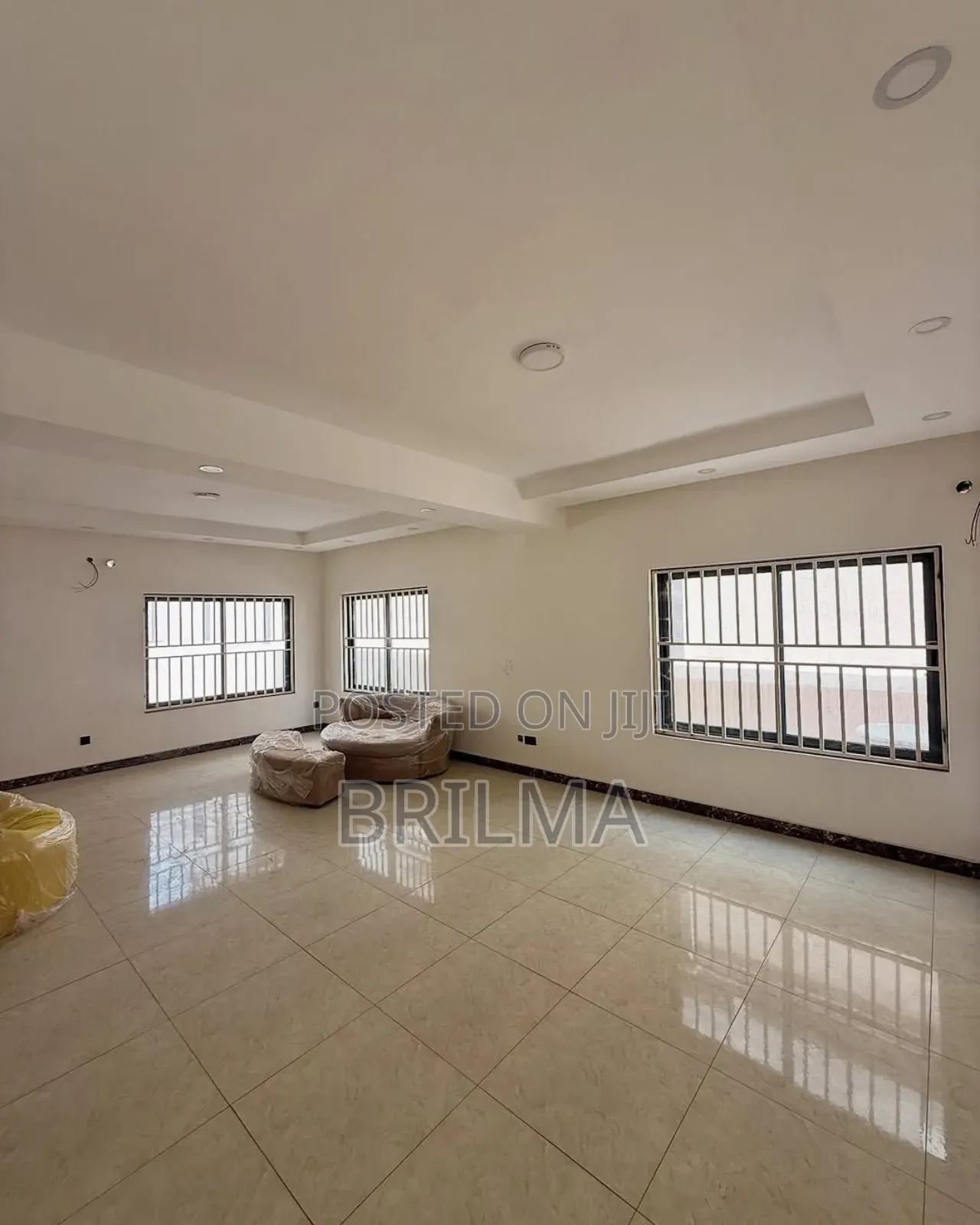 5bdrm Duplex in Mabushi for sale in Mabushi