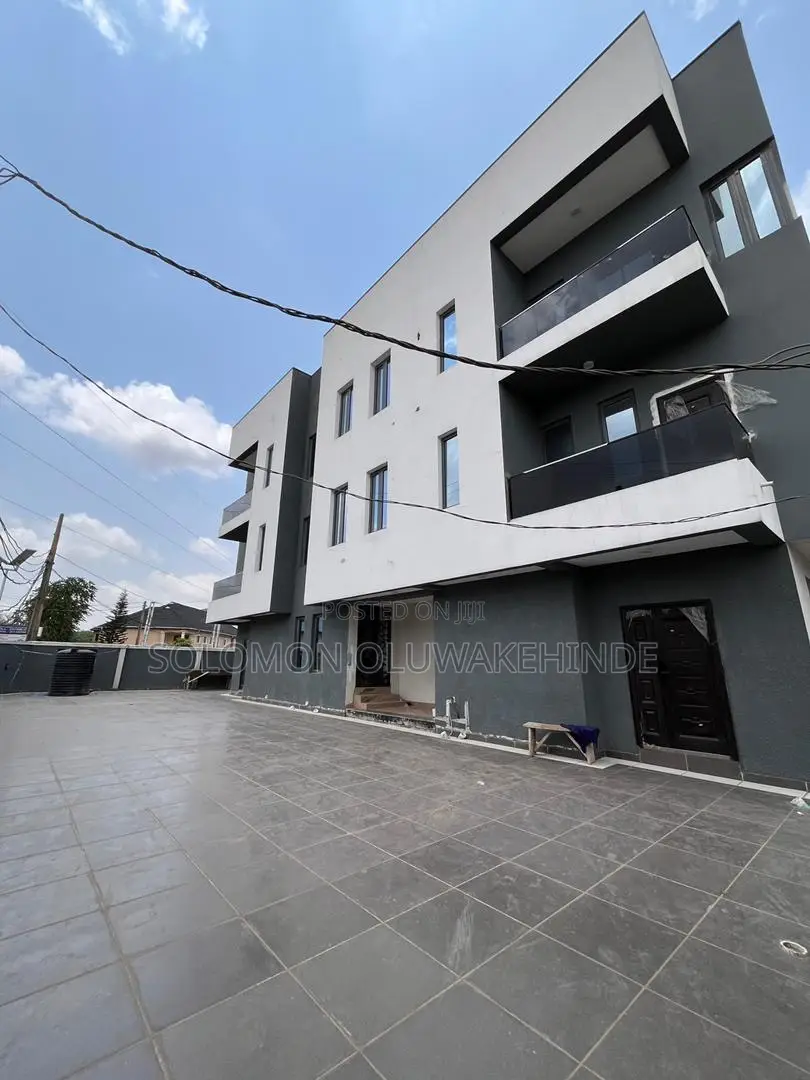 2bdrm Maisonette in Iju, Agege for sale in Agege