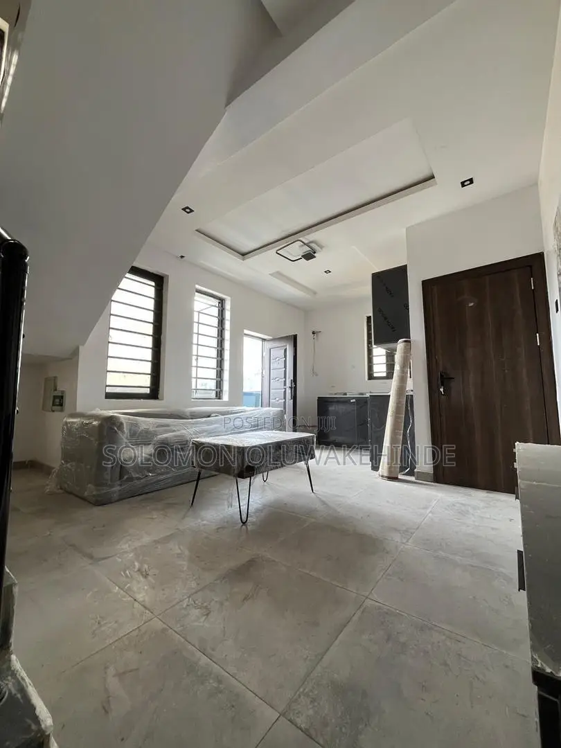 2bdrm Maisonette in Iju, Agege for sale in Agege