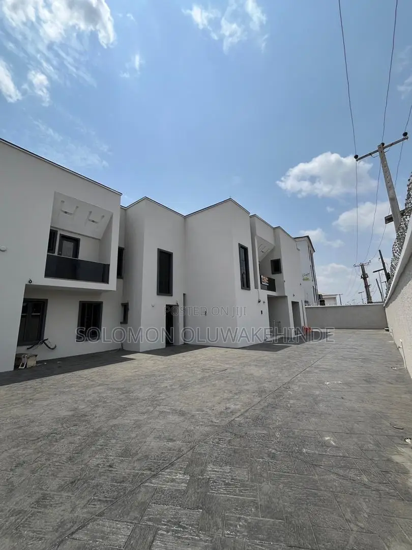 4bdrm Townhouse/Terrace in Ogba for sale in Ogba