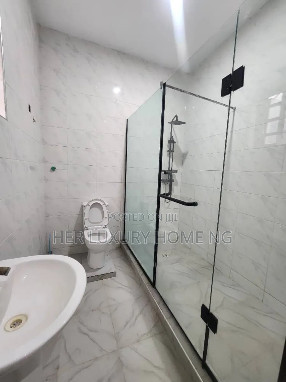 4bdrm Duplex in Coastal Road, Lekki Expressway for rent in Lekki Expressway