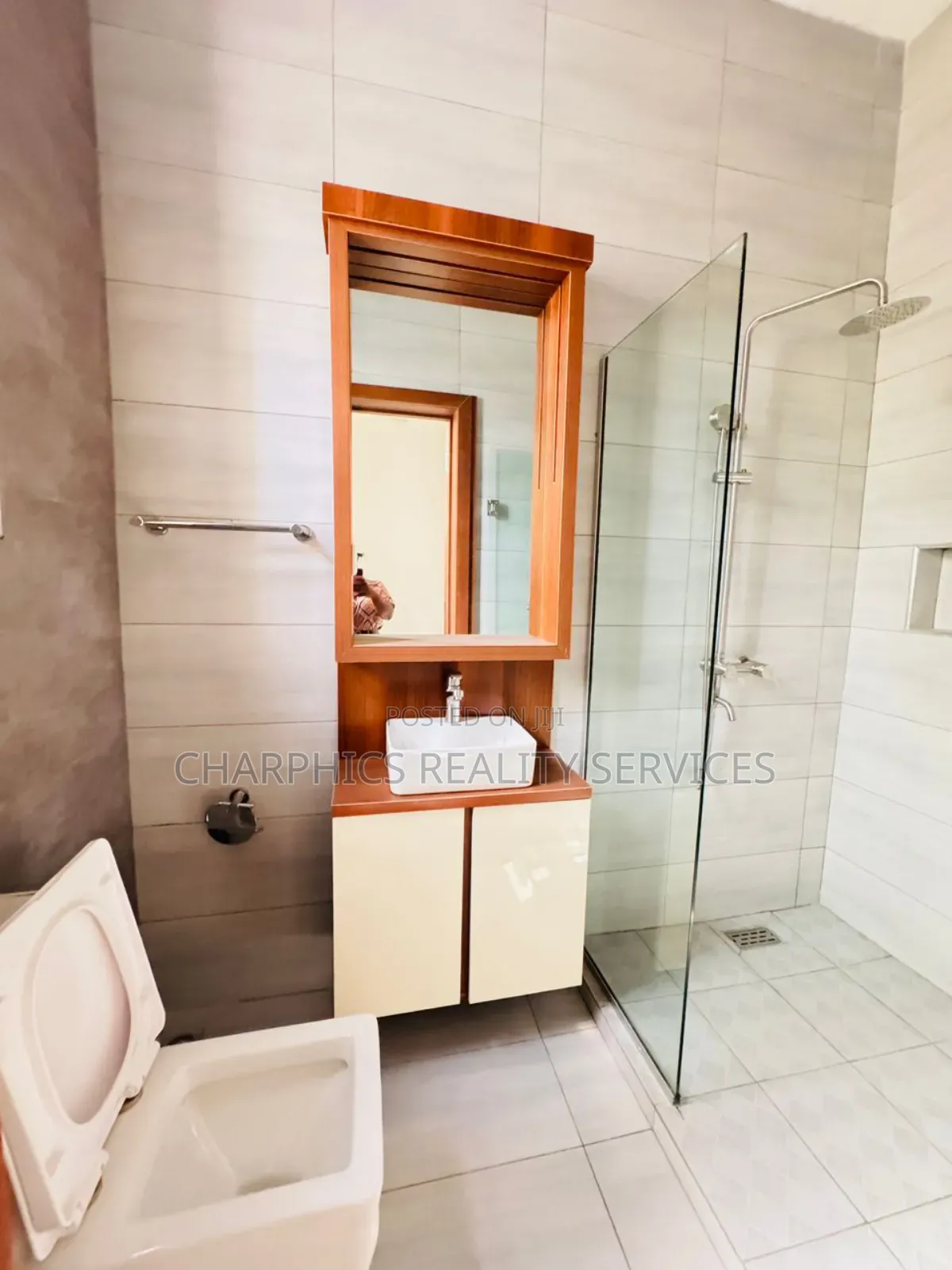 4bdrm Duplex in Lekki Phase 1 for rent in Lekki Phase 1