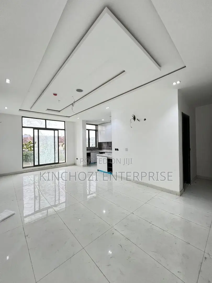 2bdrm Block of Flats in Lekki Phase 1 for sale in Lekki Phase 1