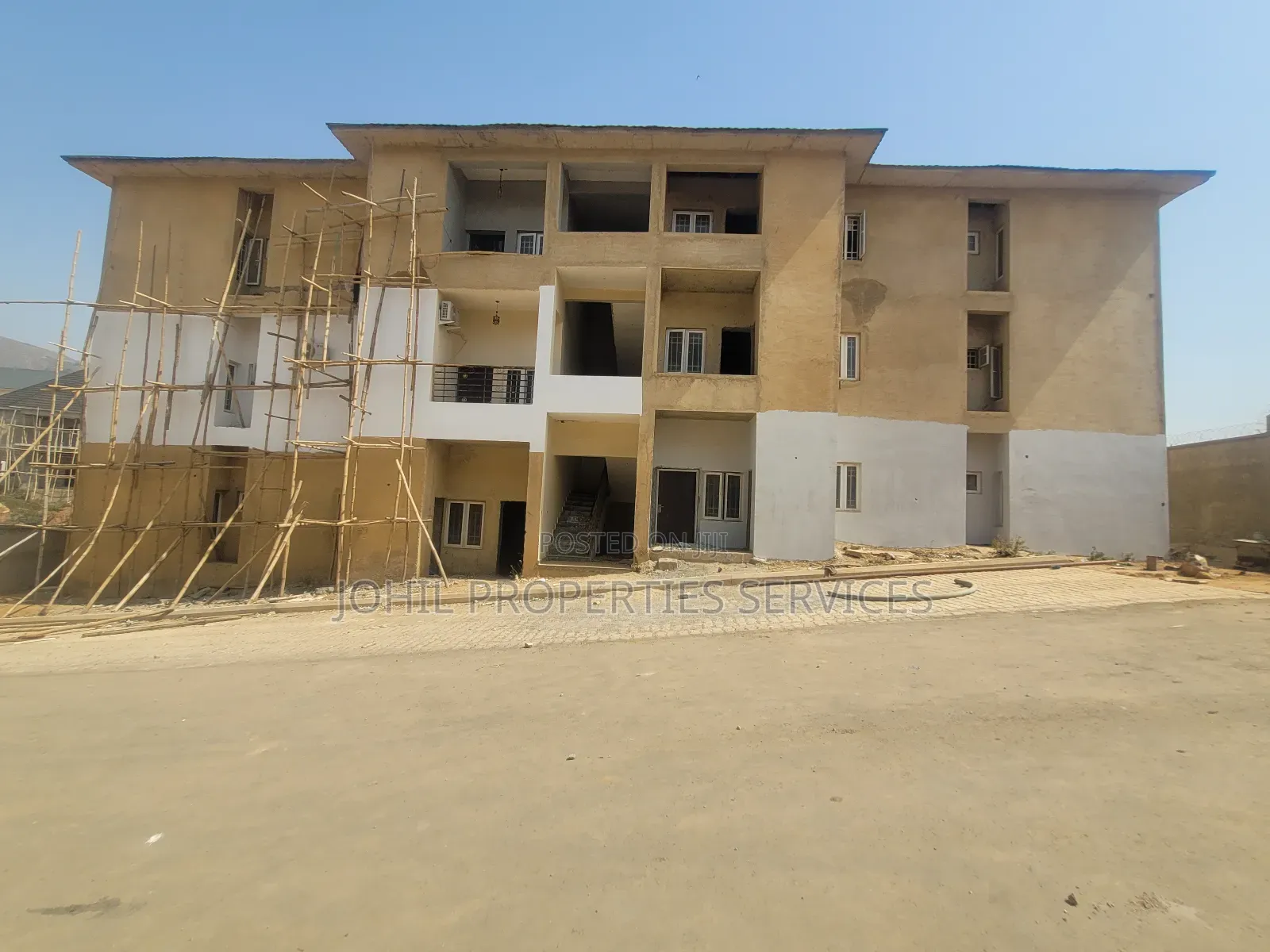 3bdrm Block of Flats in Admiralty Estate for sale in Asokoro