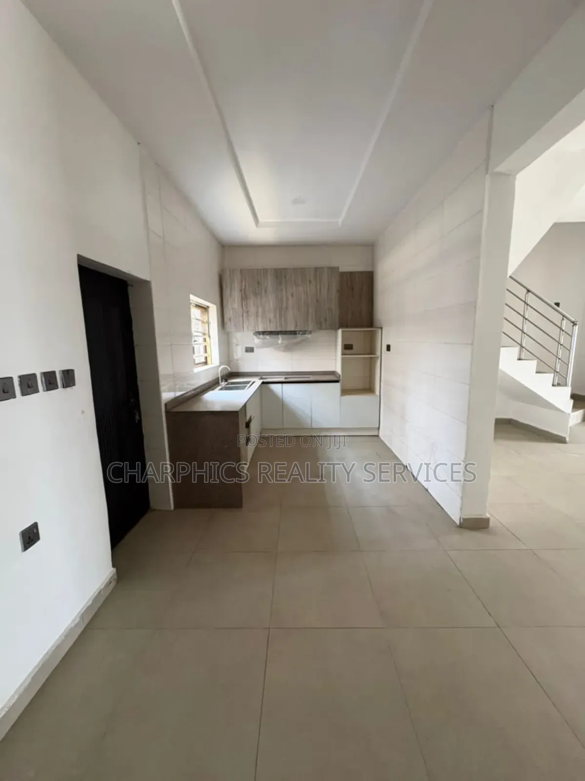 2bdrm Duplex in Lekki Phase 2 for rent in Lekki Phase 2