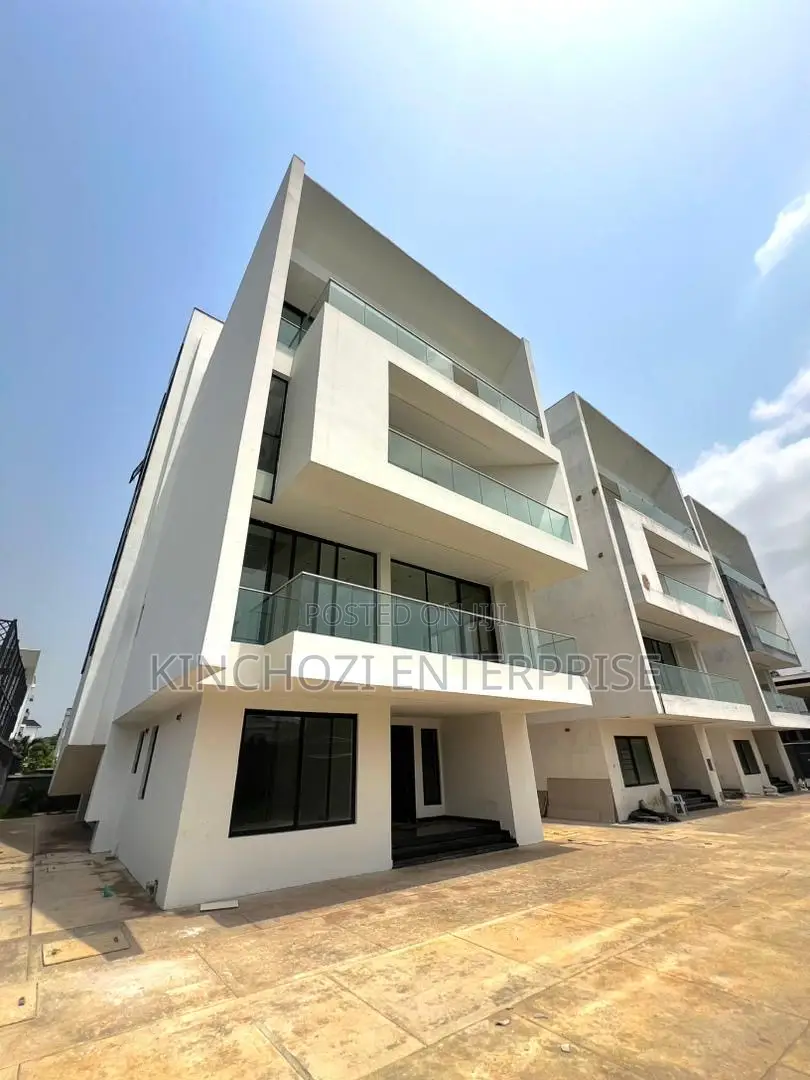 4bdrm Duplex in Banana Island Ikoyi for sale in Banana Island