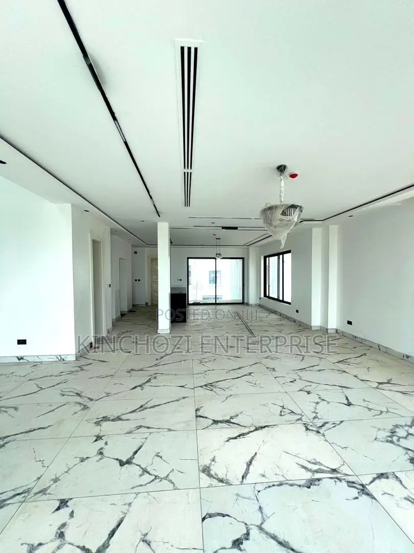 4bdrm Duplex in Banana Island Ikoyi for sale in Banana Island