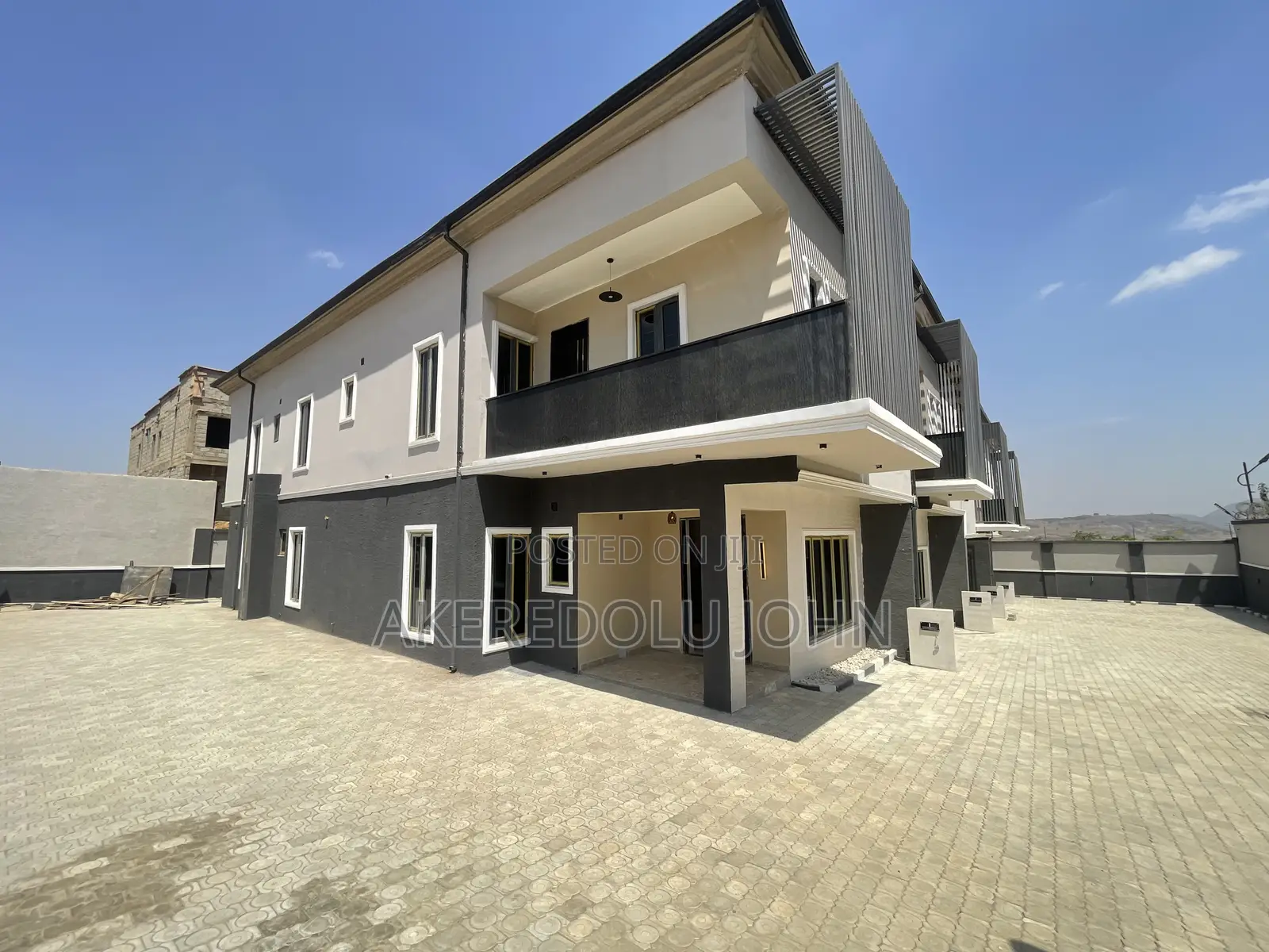 4bdrm Townhouse/Terrace in Mpape for sale in Mpape