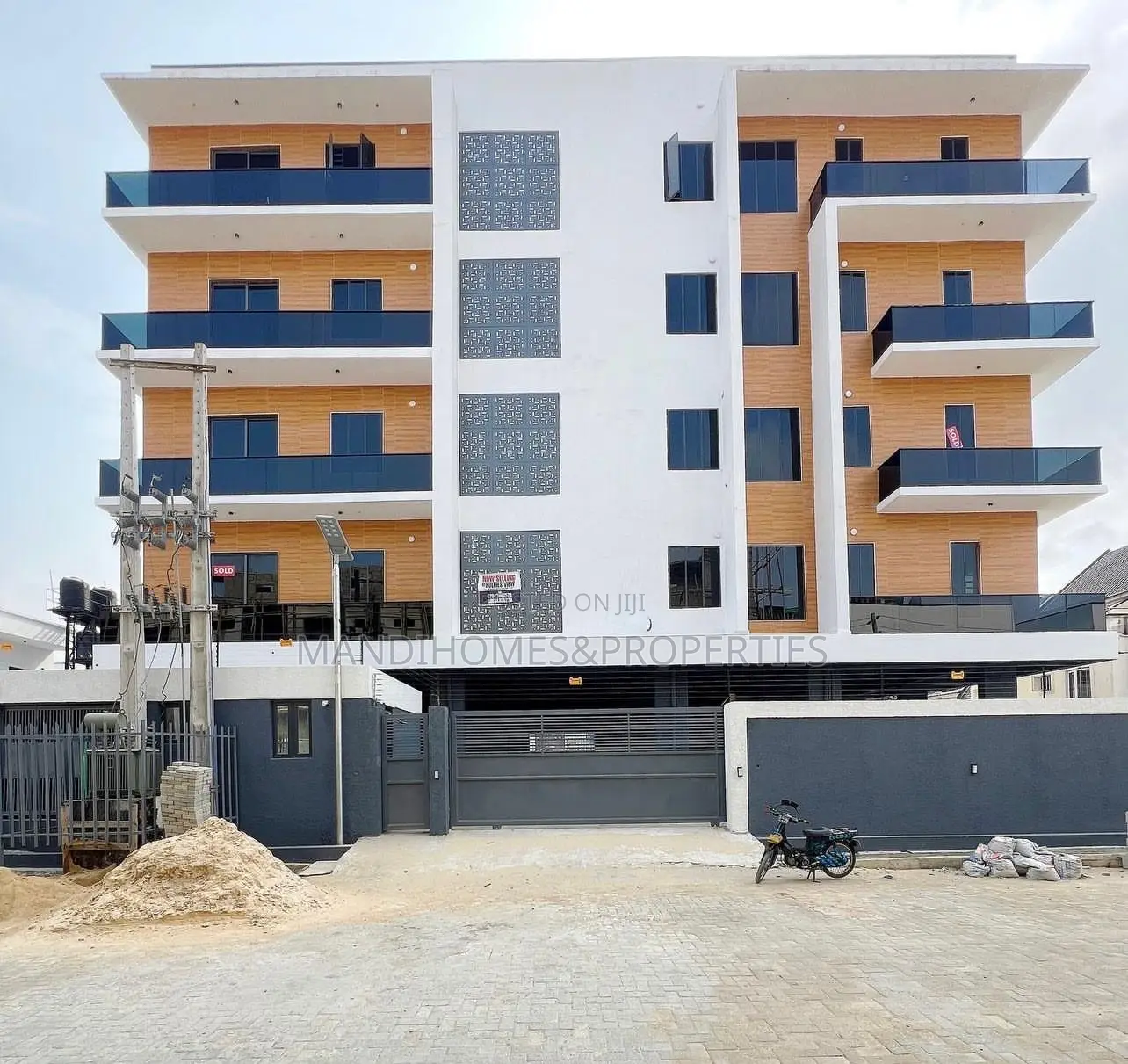 2bdrm Apartment in Lekki for sale in Lekki