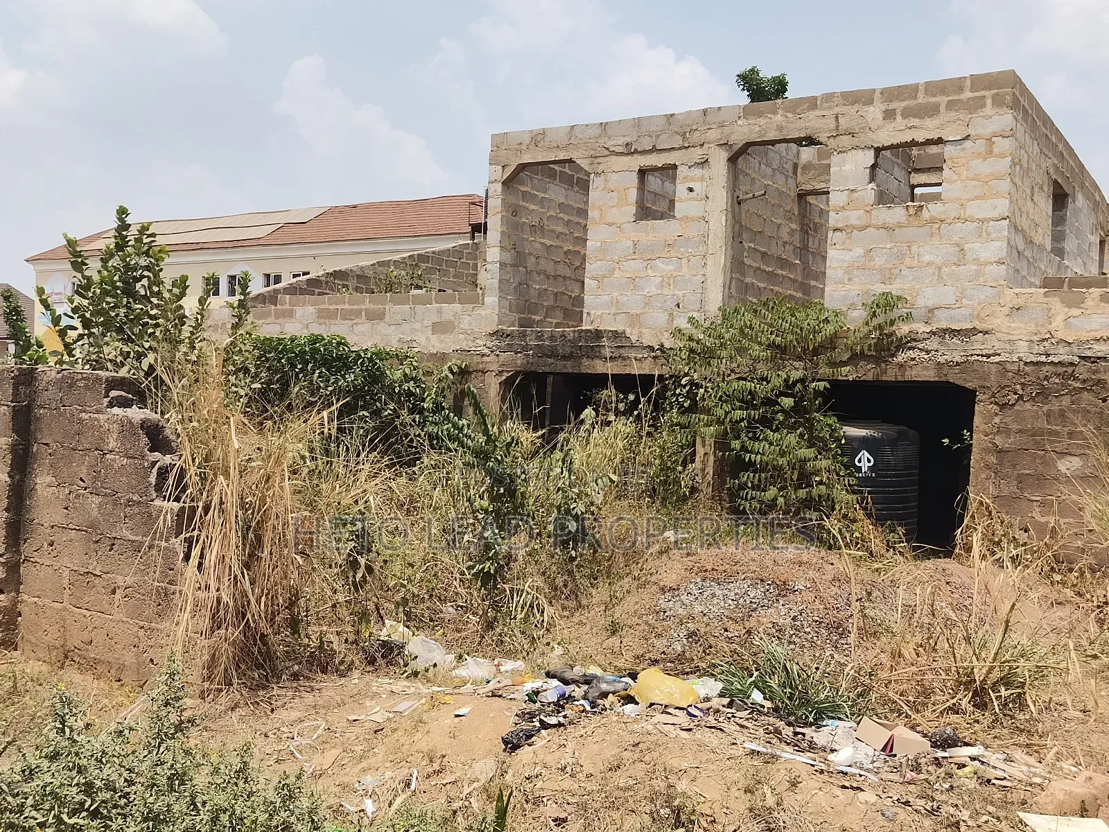 5bdrm Duplex in Dosumu Estate Akala for sale in Akobo