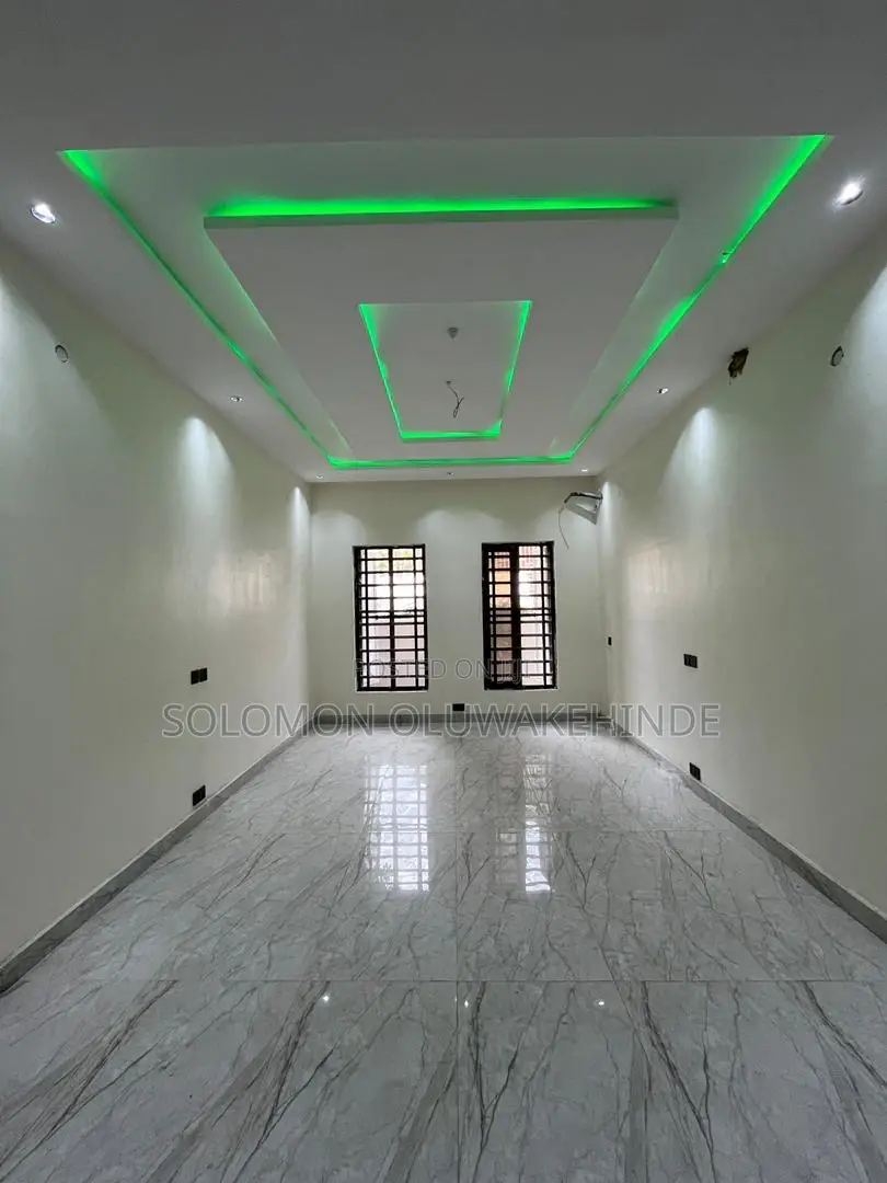 4bdrm Townhouse/Terrace in Ikeja Gra for sale in Ikeja GRA