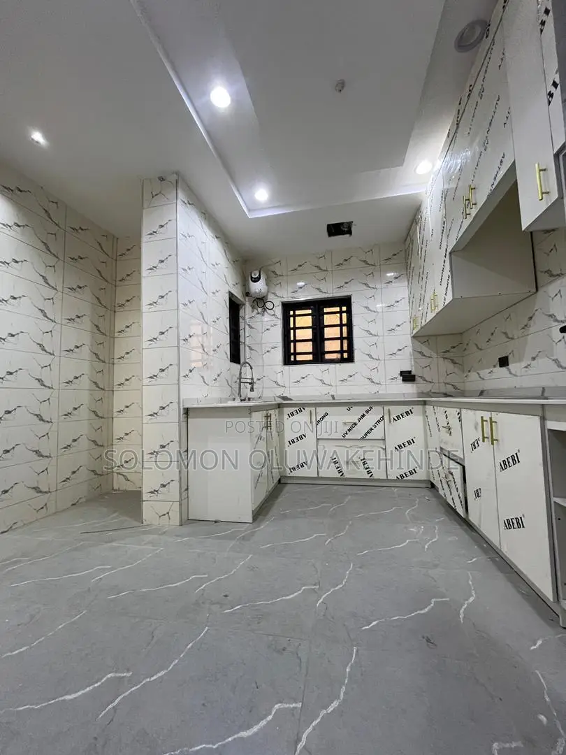 4bdrm Townhouse/Terrace in Ikeja Gra for sale in Ikeja GRA