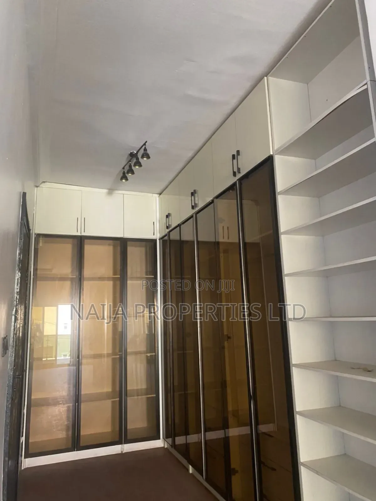 5bdrm Duplex in Ikate for rent in Ikate