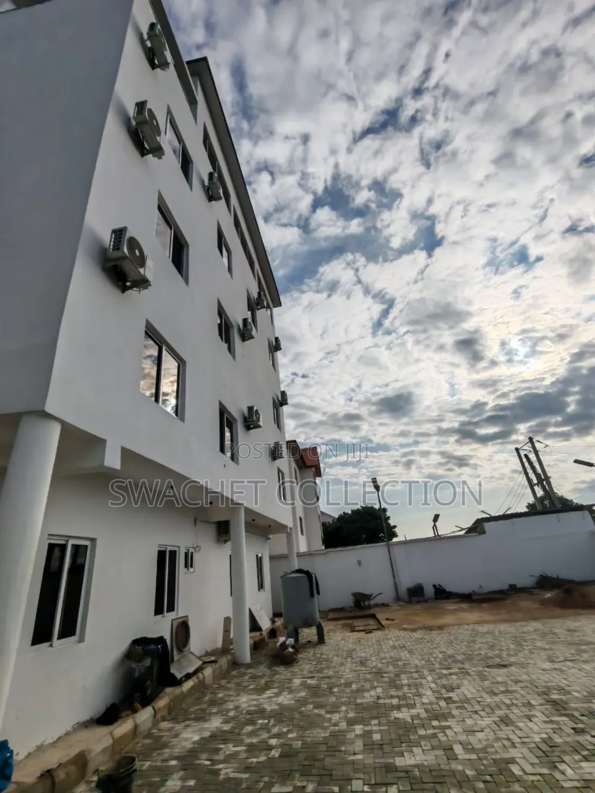 Newly Built Furnished 20 Rooms
Hotel at Mabushi.
20 Rooms Hotel in Mabushi