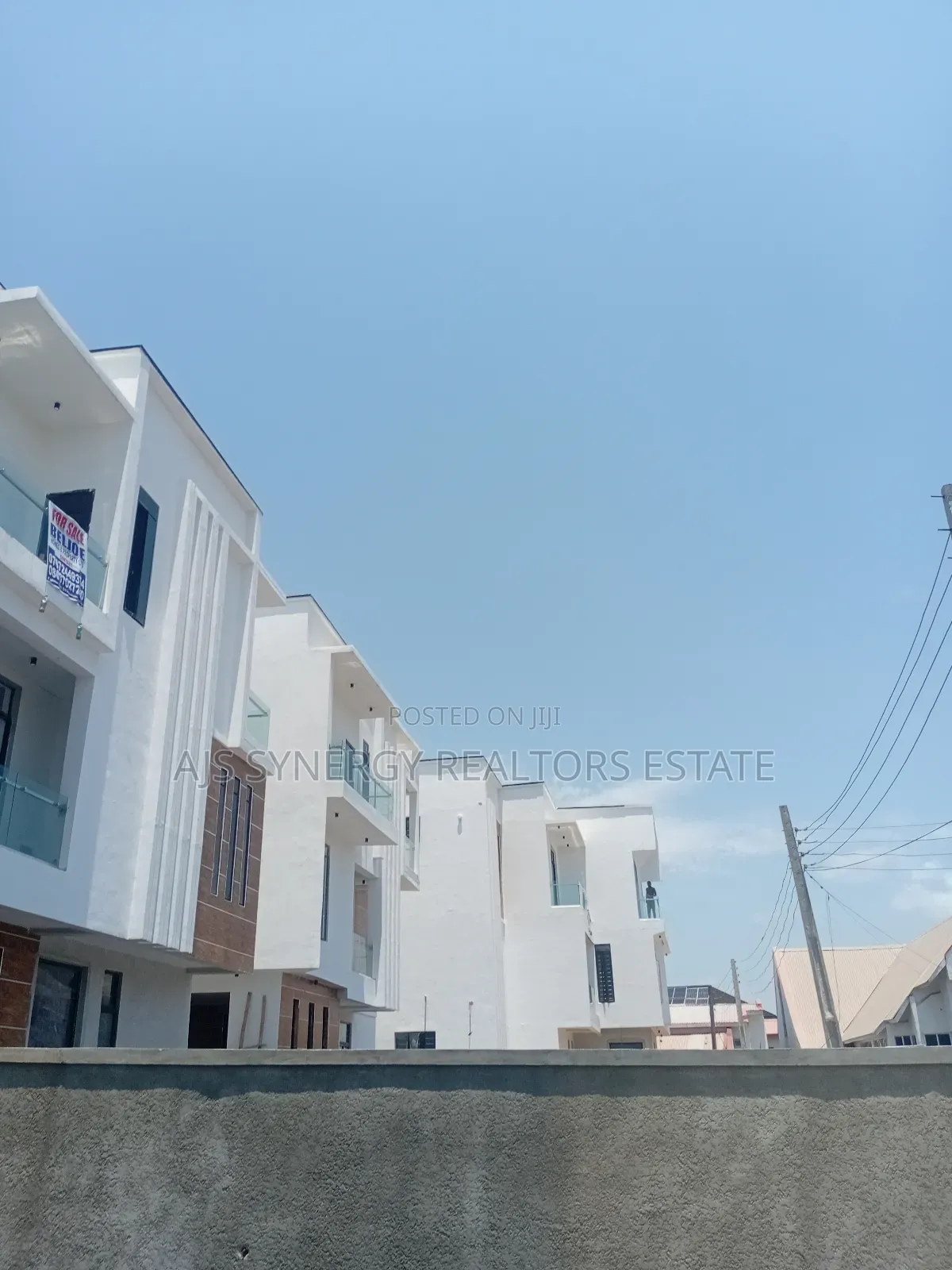 5bdrm Duplex in Osapa london for sale in Osapa london