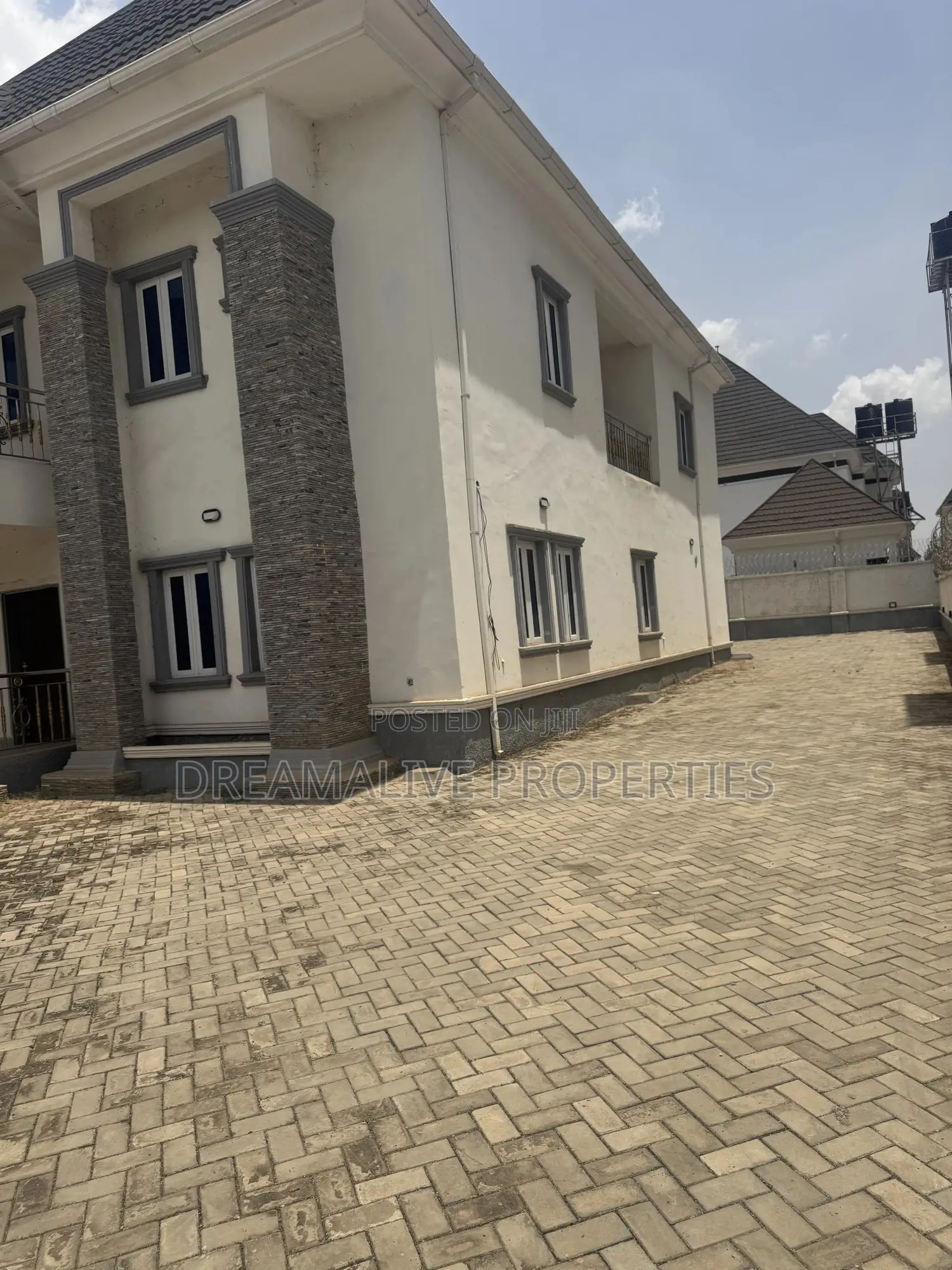5bdrm Duplex in Efab Metropolis, Gwarinpa for rent in Gwarinpa
