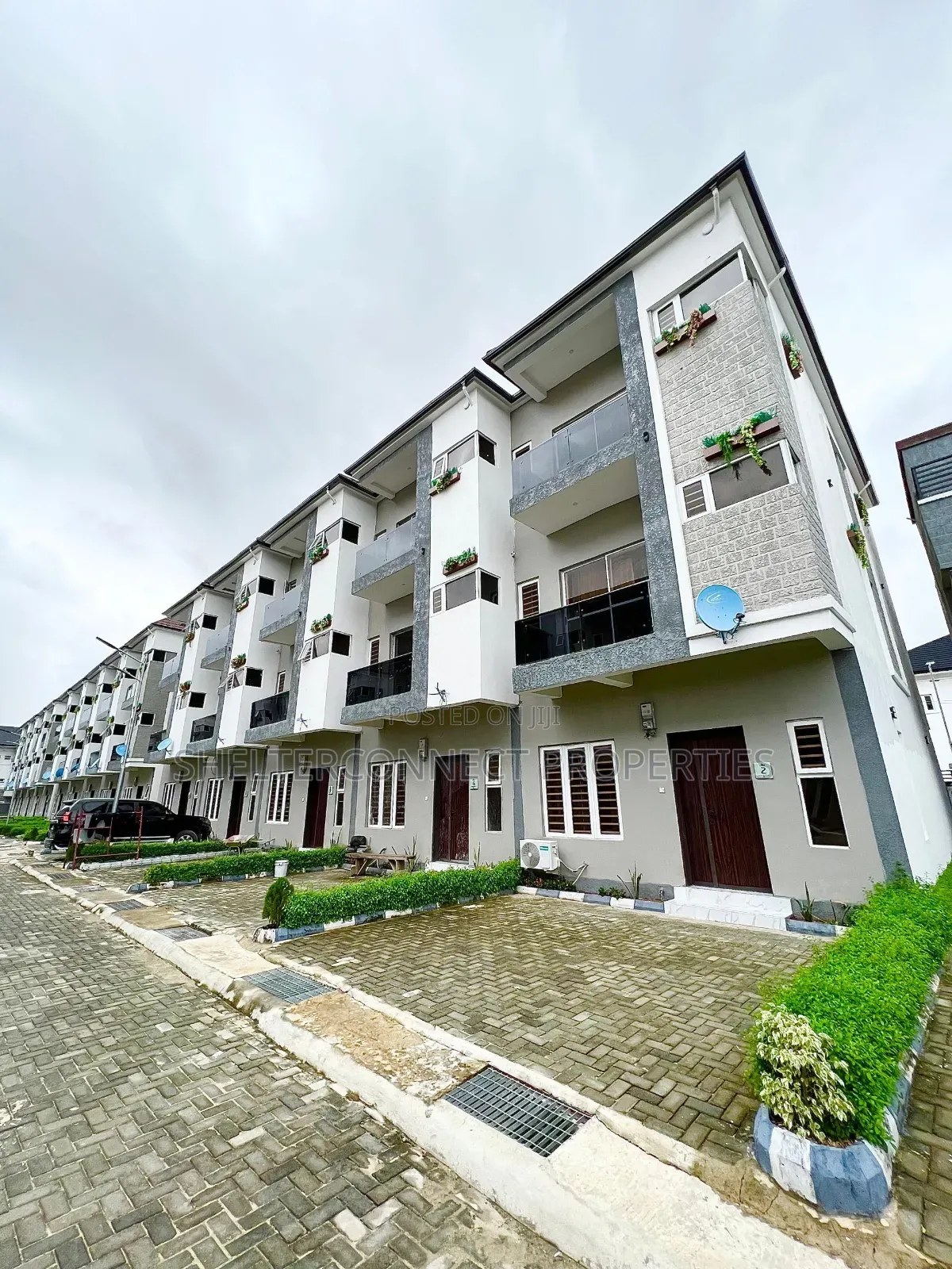 Furnished 4bdrm Duplex in Ikate for sale in Ikate
